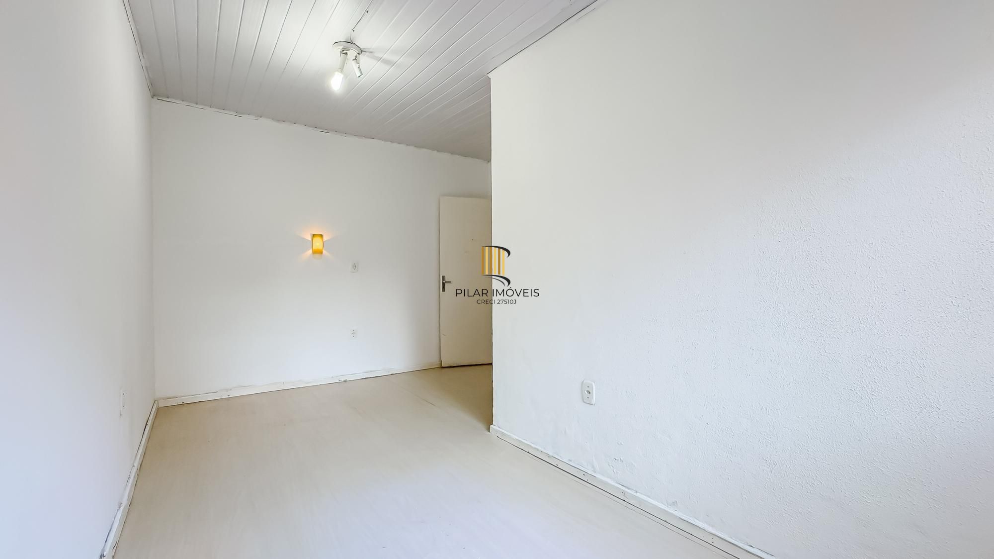Apartamento garden 2 dormitórios com suíte e 1 vaga no bairro Jardim do Salso