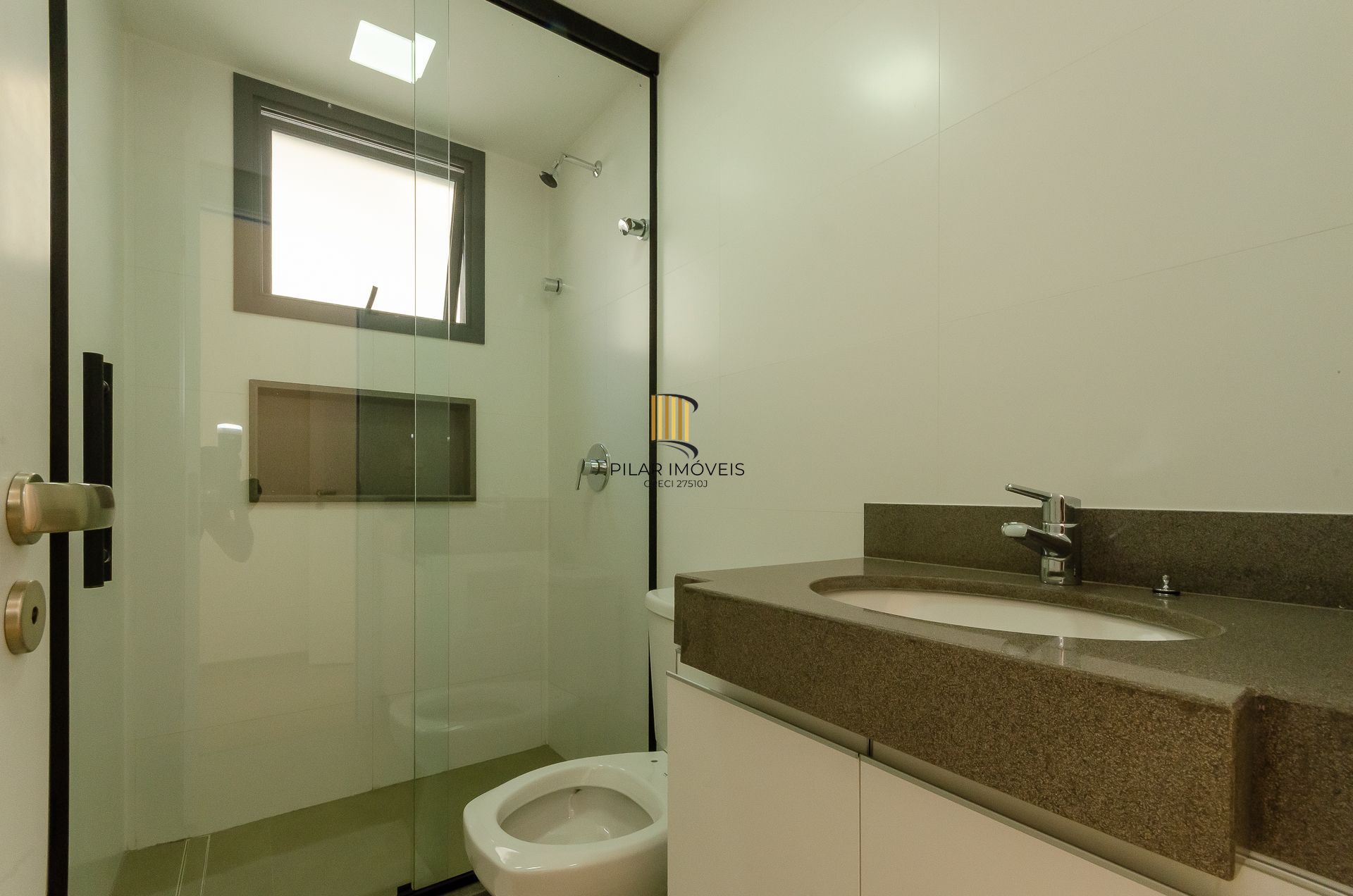 Idea Eça de Queiroz Apartamento Garden de 2 dormitórios no Bairro Petrópolis