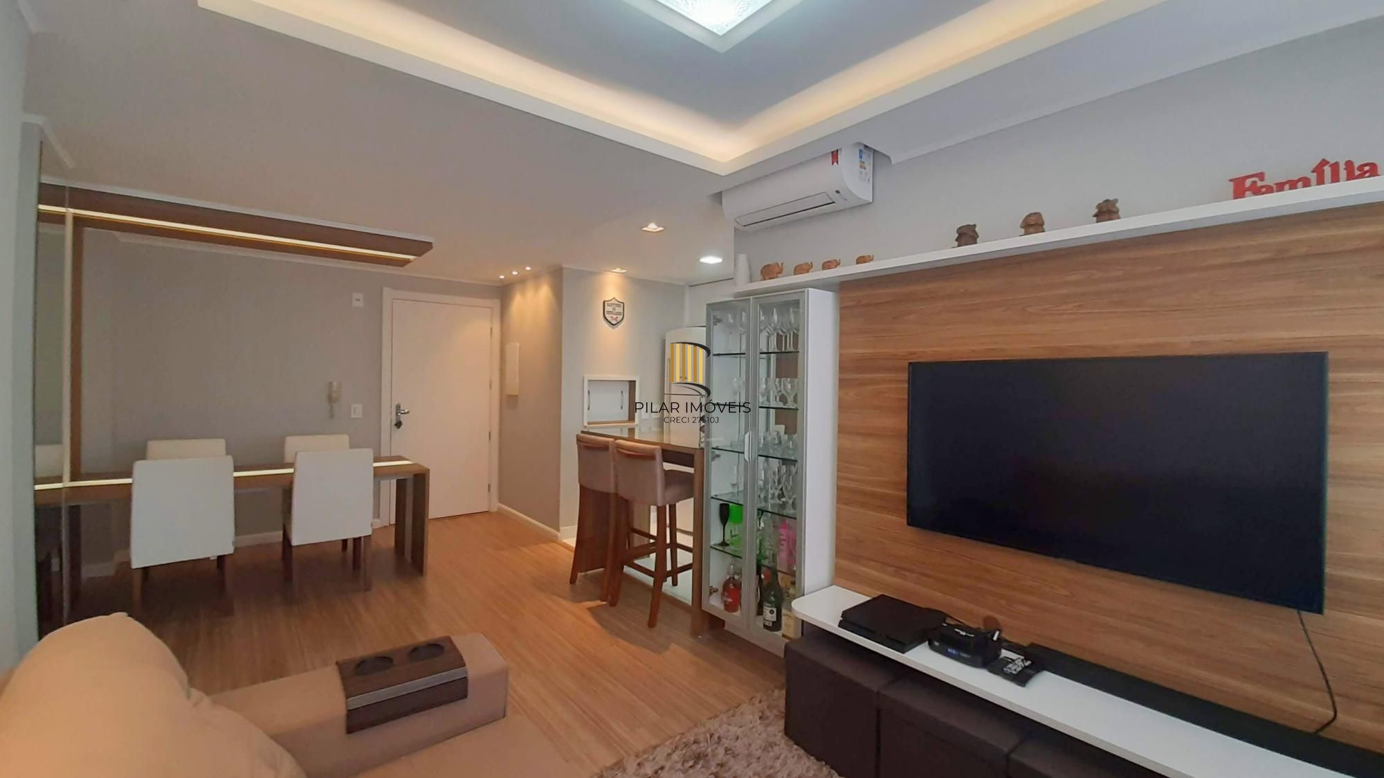 Icon Residencial Apartamento último andar de 2 dormitórios com Suíte Semi mobiliado