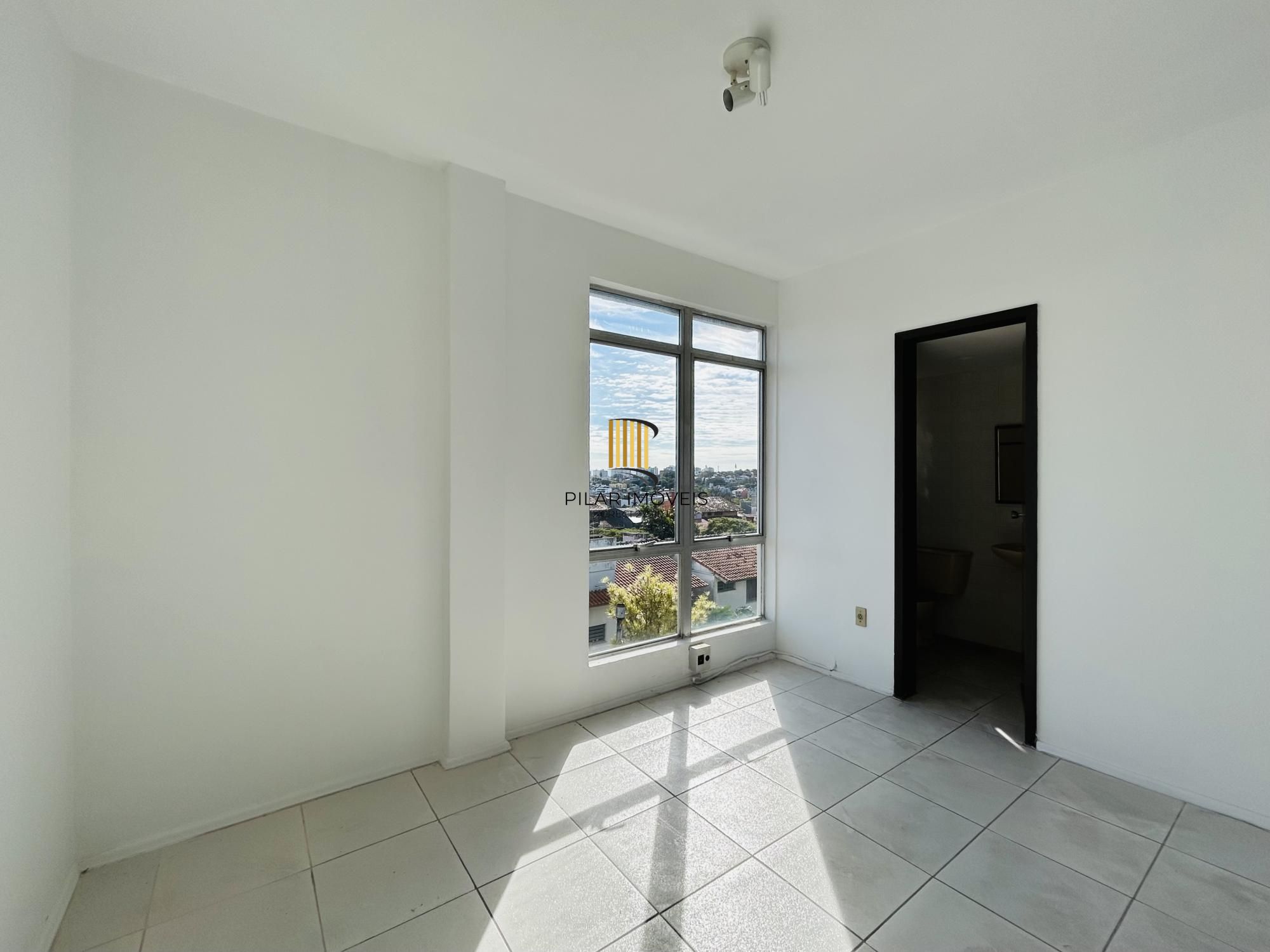 Sala Comercial 1 dormitório no bairro Três Figueiras