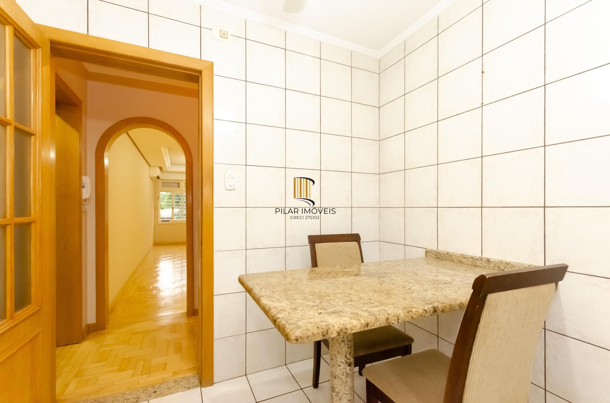 Edifício Ione Apartamento 3 dormitórios no Bairro Petrópolis