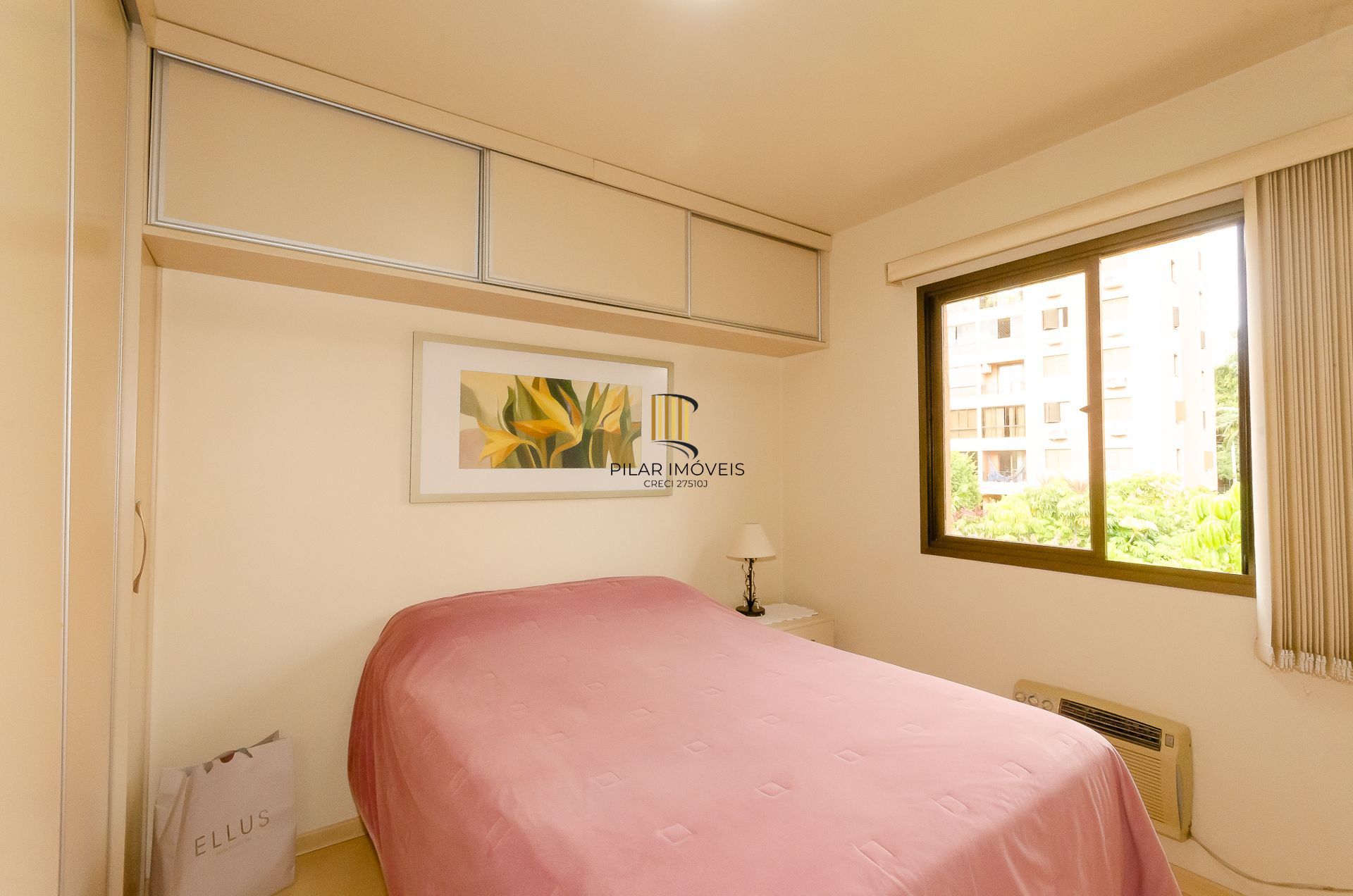 Edifício Residencial Villagio Di Roma- Apartamento a venda com 3 dormitórios no bairro Jardim Carvalho