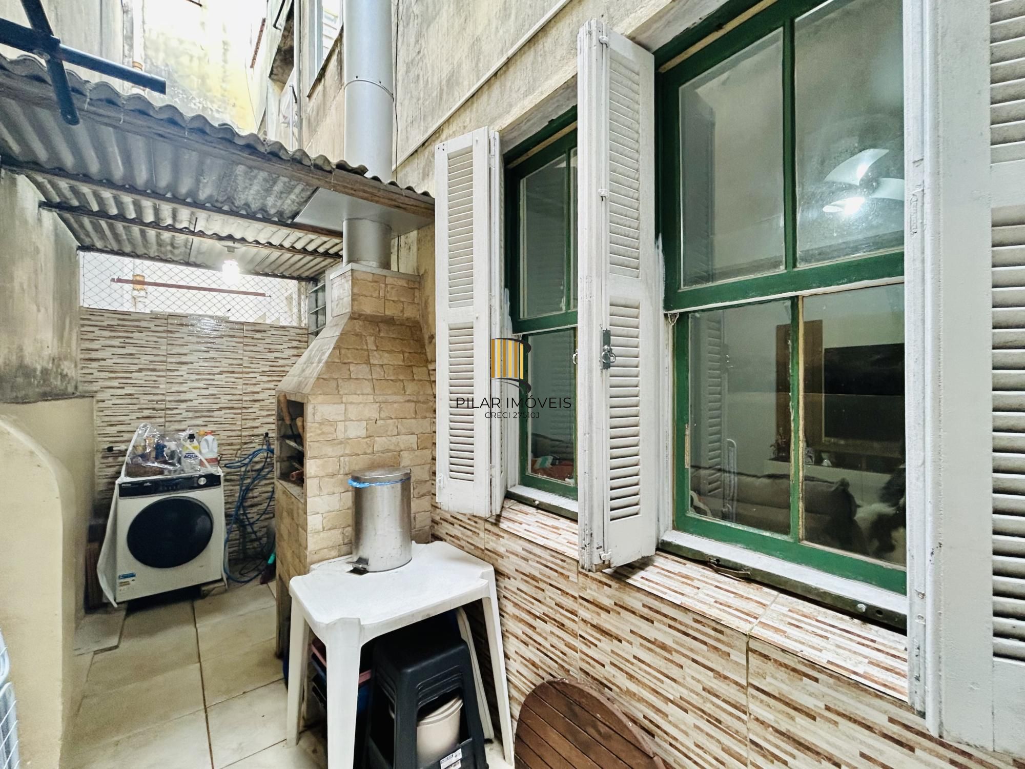 Apartamento 2 dormitórios Petrópolis