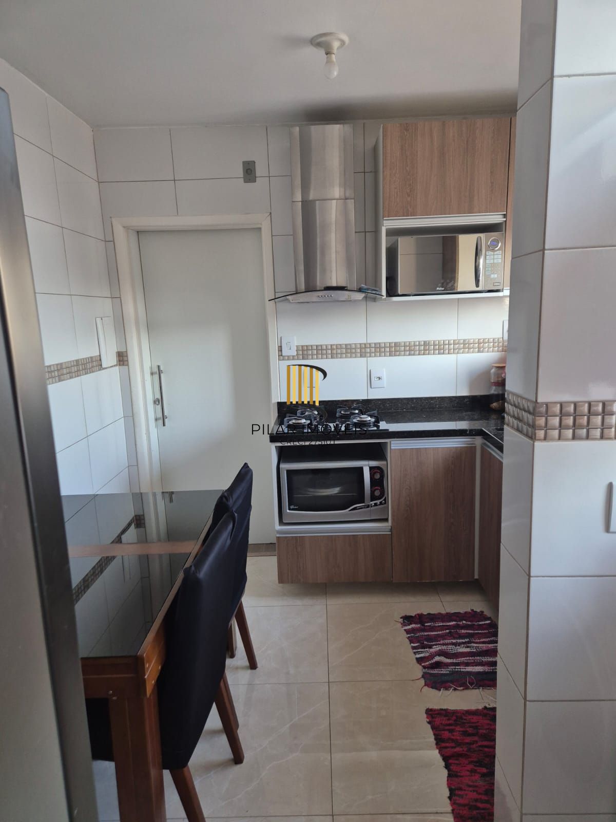 Apartamento de 2 dormitórios com vaga no Menino Deus