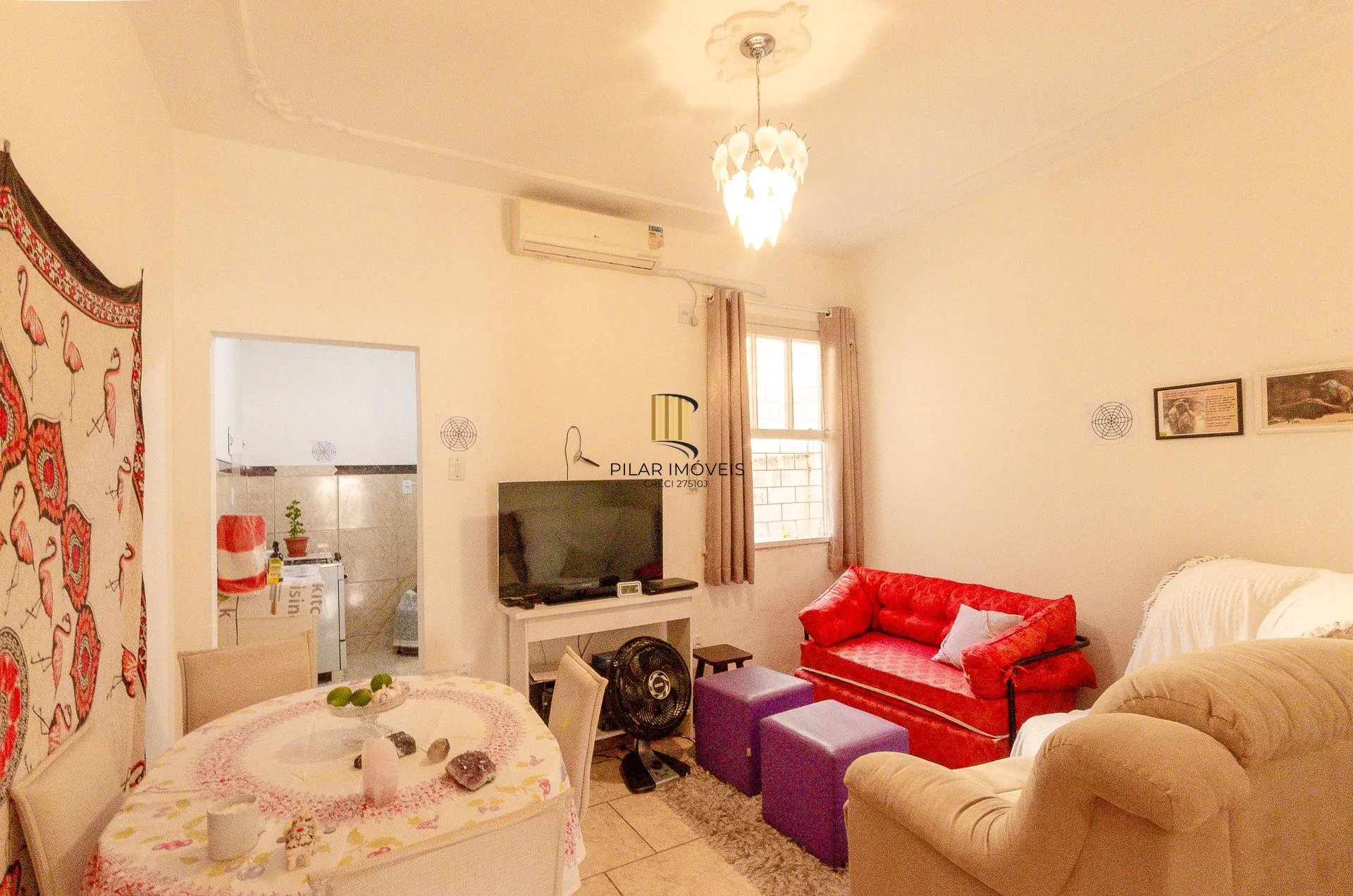 Apartamento de 1 Dormitório com Dependência de Empregada no bairro Petrópolis