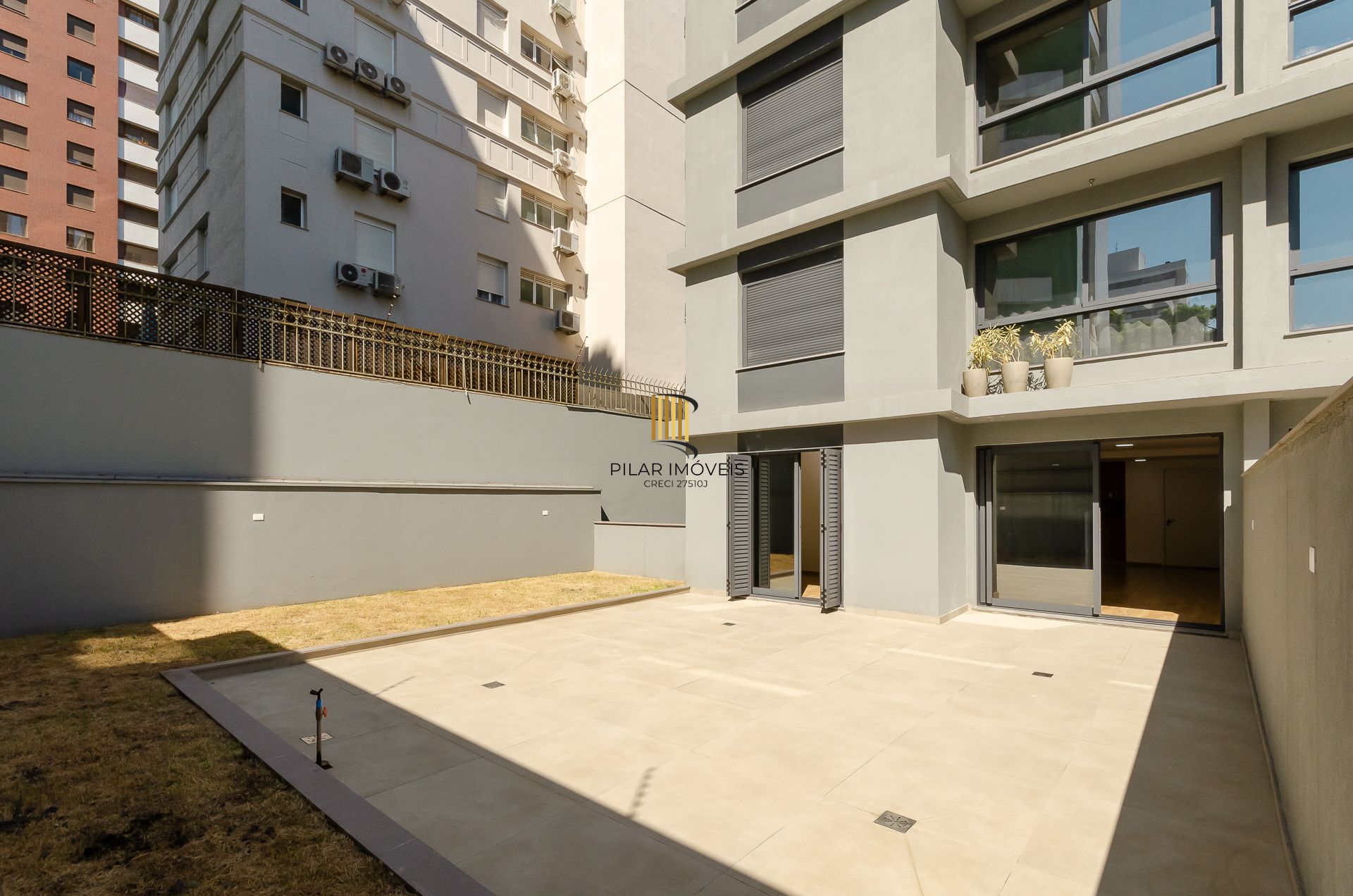 Idea Eça de Queiroz Apartamento Garden de 2 dormitórios no Bairro Petrópolis