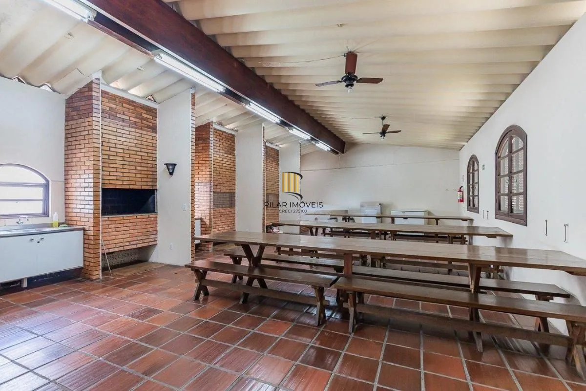 Apartamento de 3 dormitórios próximo ao Grêmio Náutico União