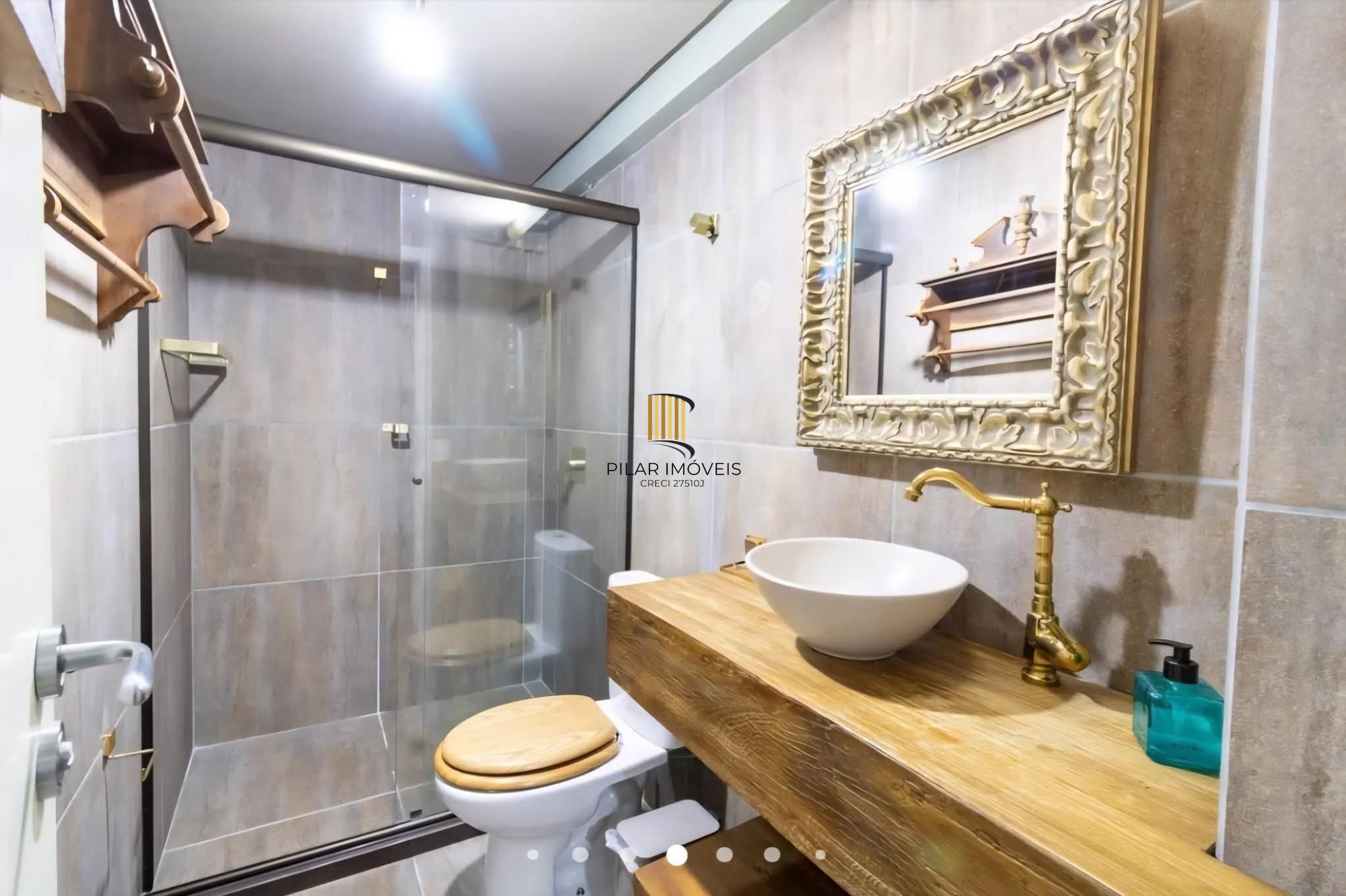 Apartamento  com 1 dormitório e 2 vagas