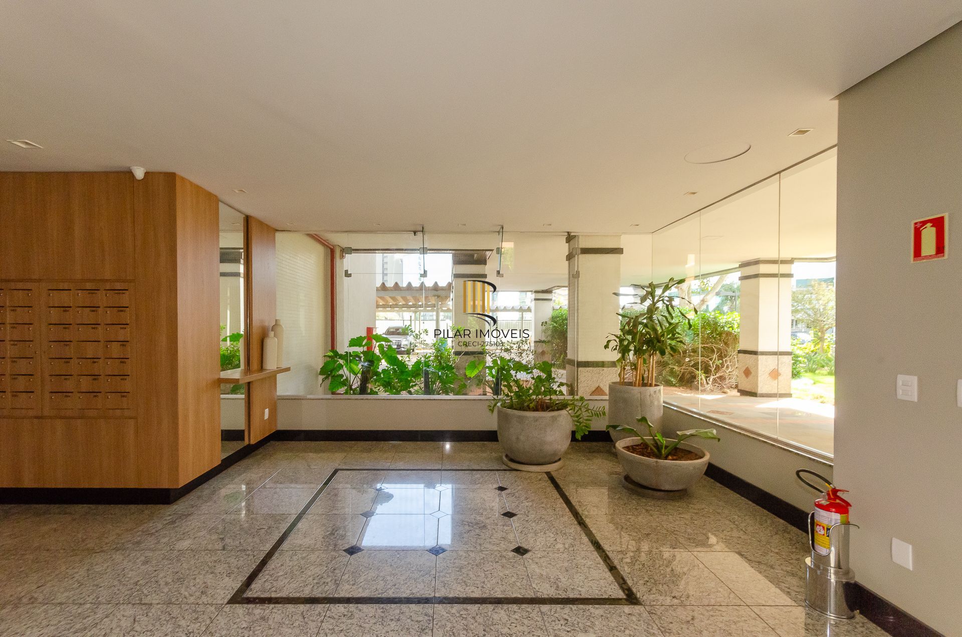 Edifício Praça Paris - Apartamento de 3 dormitórios em frente ao Colégio Anchieta