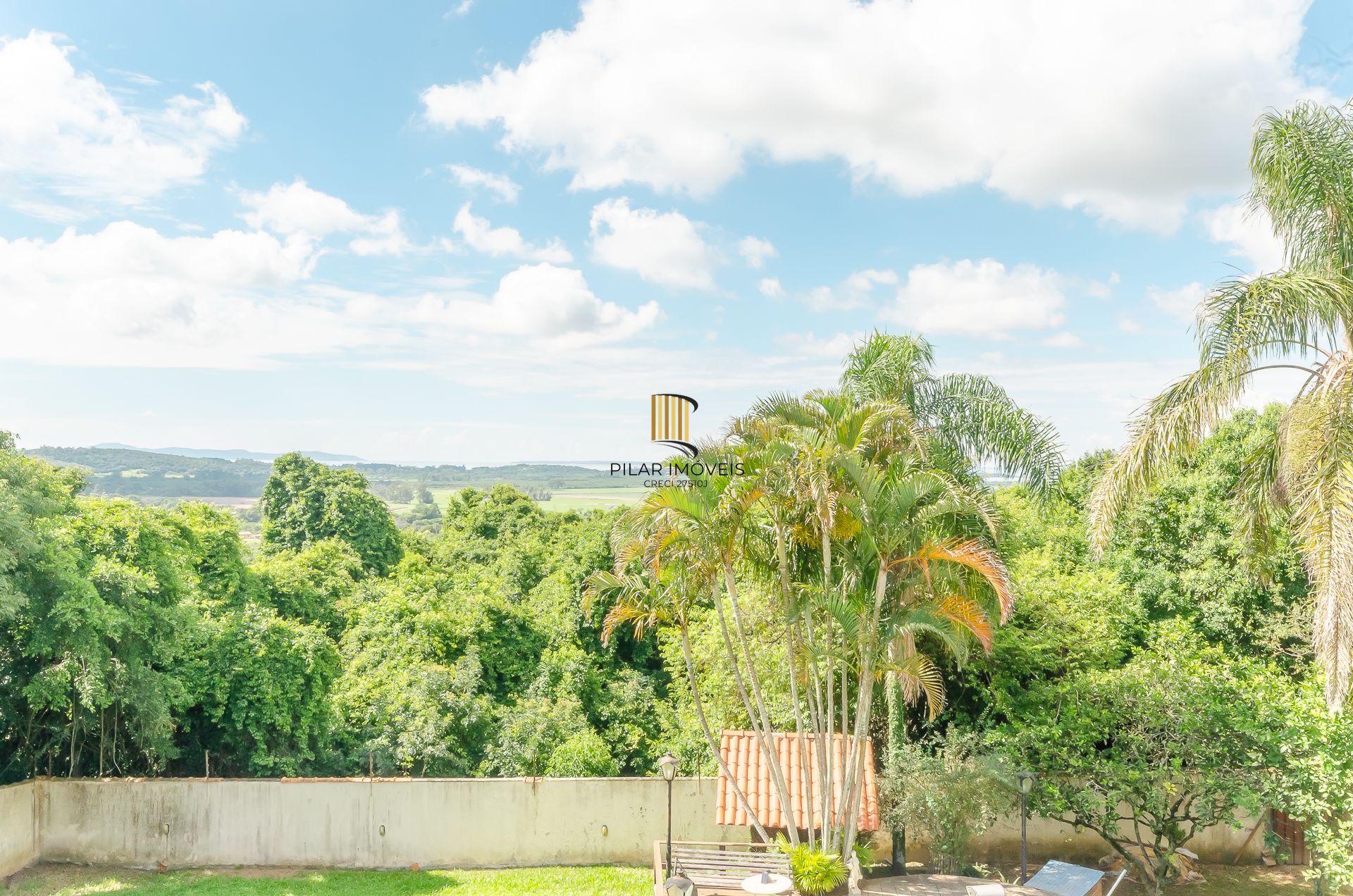 Casa Exclusiva na Zona Sul com Vista Panorâmica, Piscina e Poço Artesiano!
