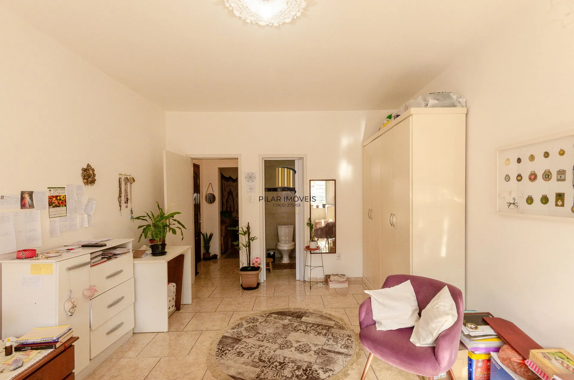 Apartamento de 1 Dormitório com Dependência de Empregada no bairro Petrópolis