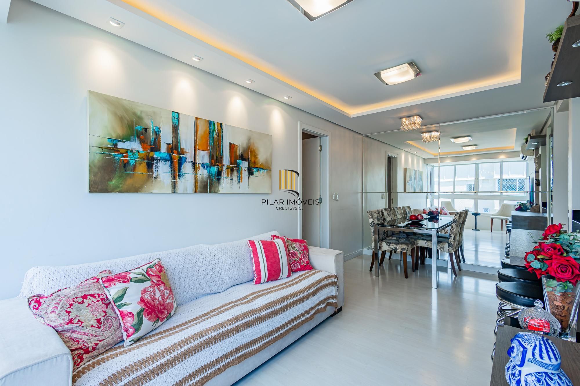 Apartamento Higienópolis de 2 Dormitórios com Suíte e Duas Vagas