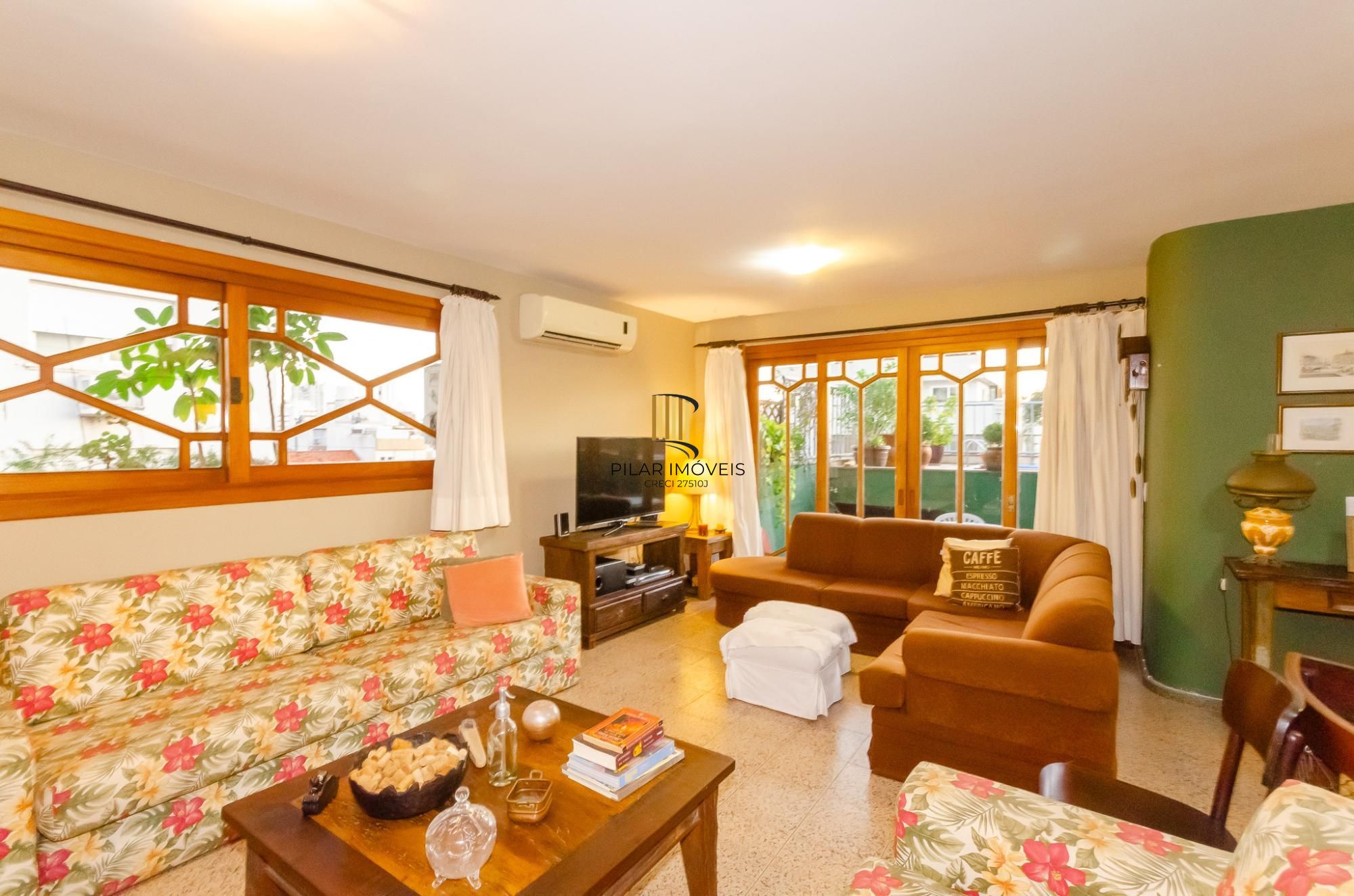 Pierre Lescot Cobertura Duplex com 3 dormitórios no Bairro Auxiliadora