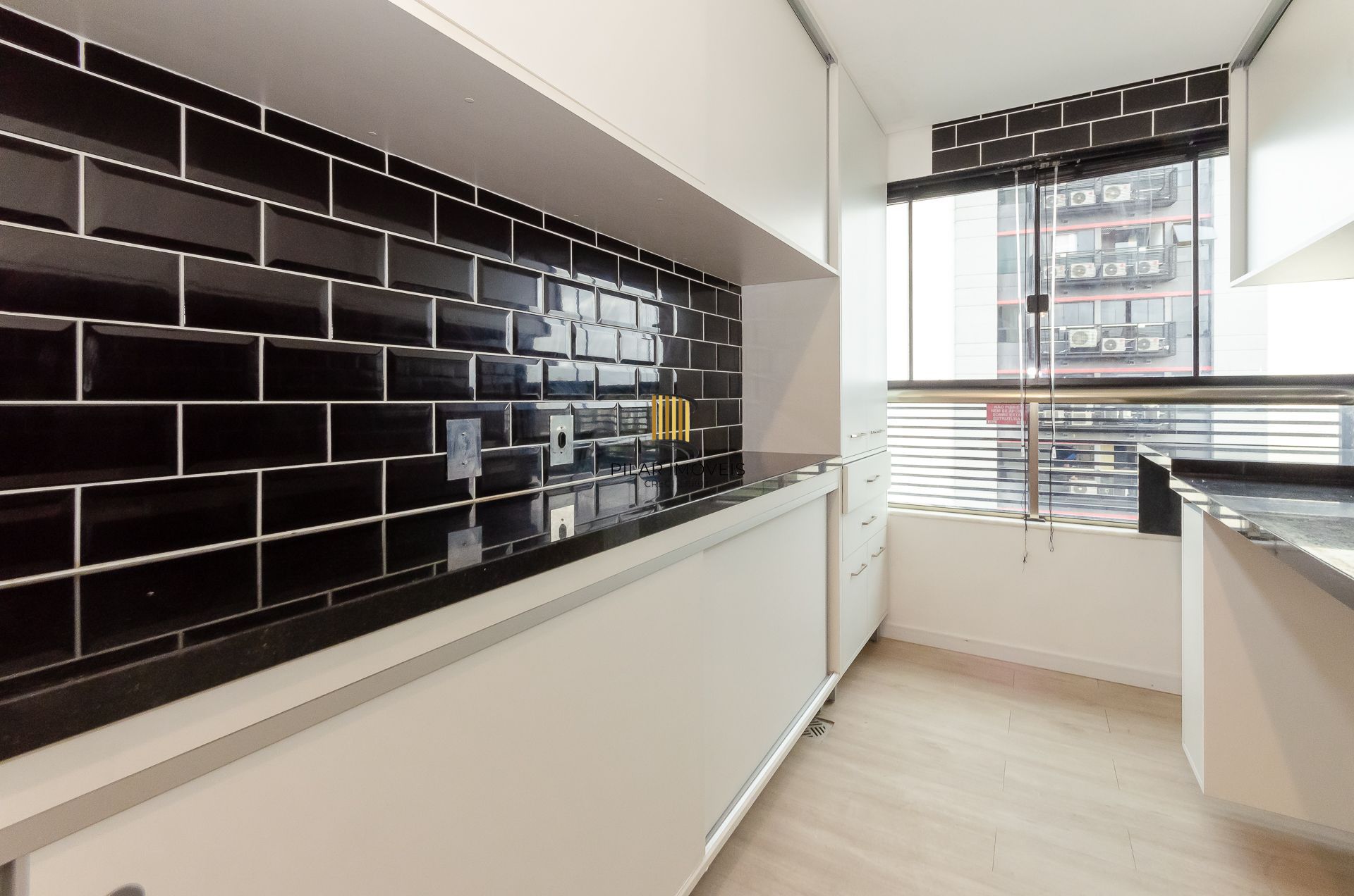 Max Haus 2 dormitórios com suíte Semimobiliado - Bairro Petrópolis