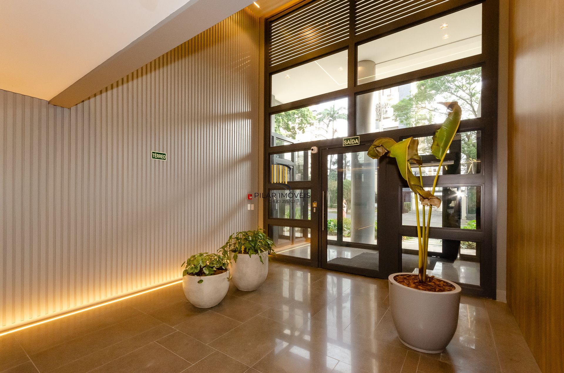 Idea Eça de Queiroz Apartamento Garden de 2 dormitórios no Bairro Petrópolis