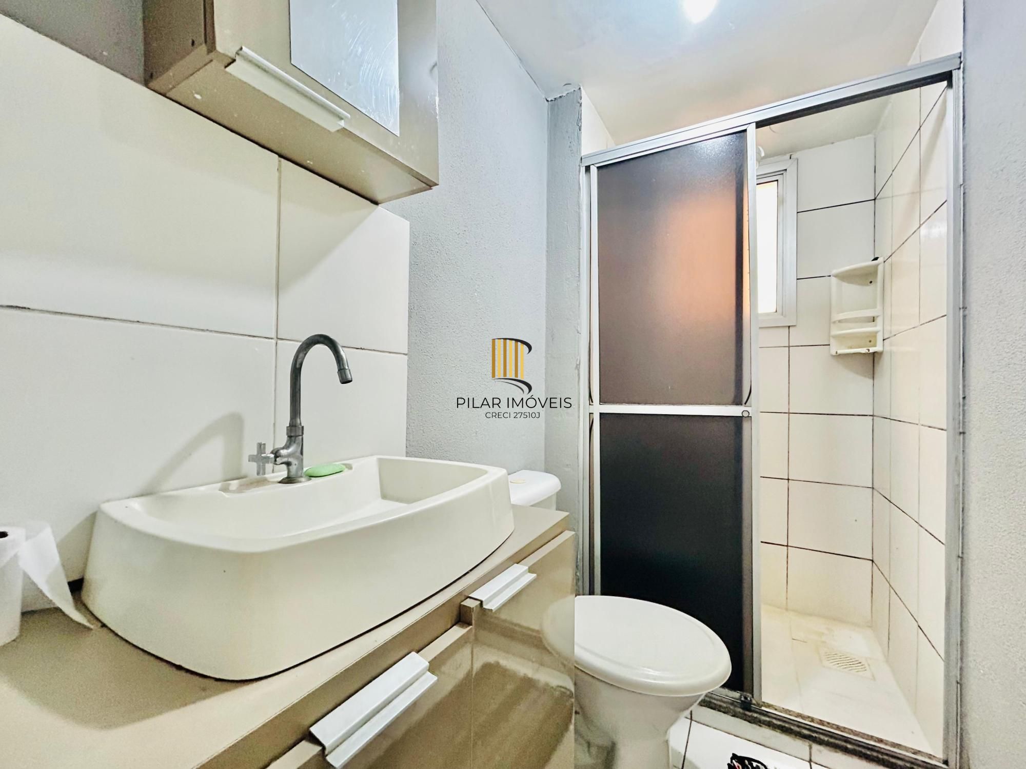 Condomínio Alto do Bosque - Apartamento no Bairro Lomba do Pinheiro