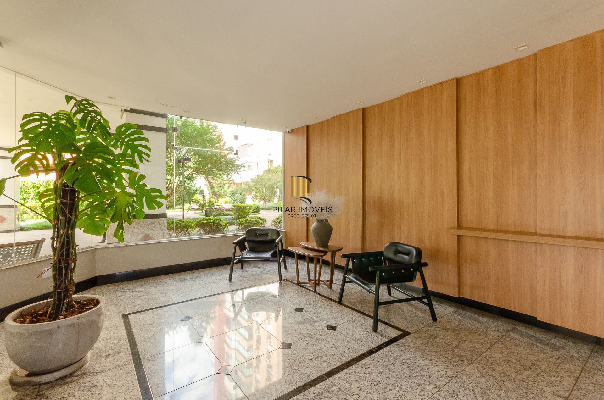 Edifício Praça Paris - Apartamento de 3 dormitórios em frente ao Colégio Anchieta