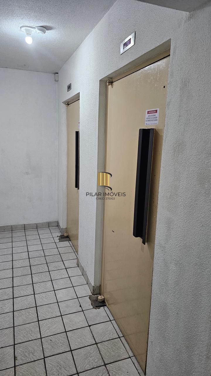 Apartamento de 1 dormitório no Palace Center