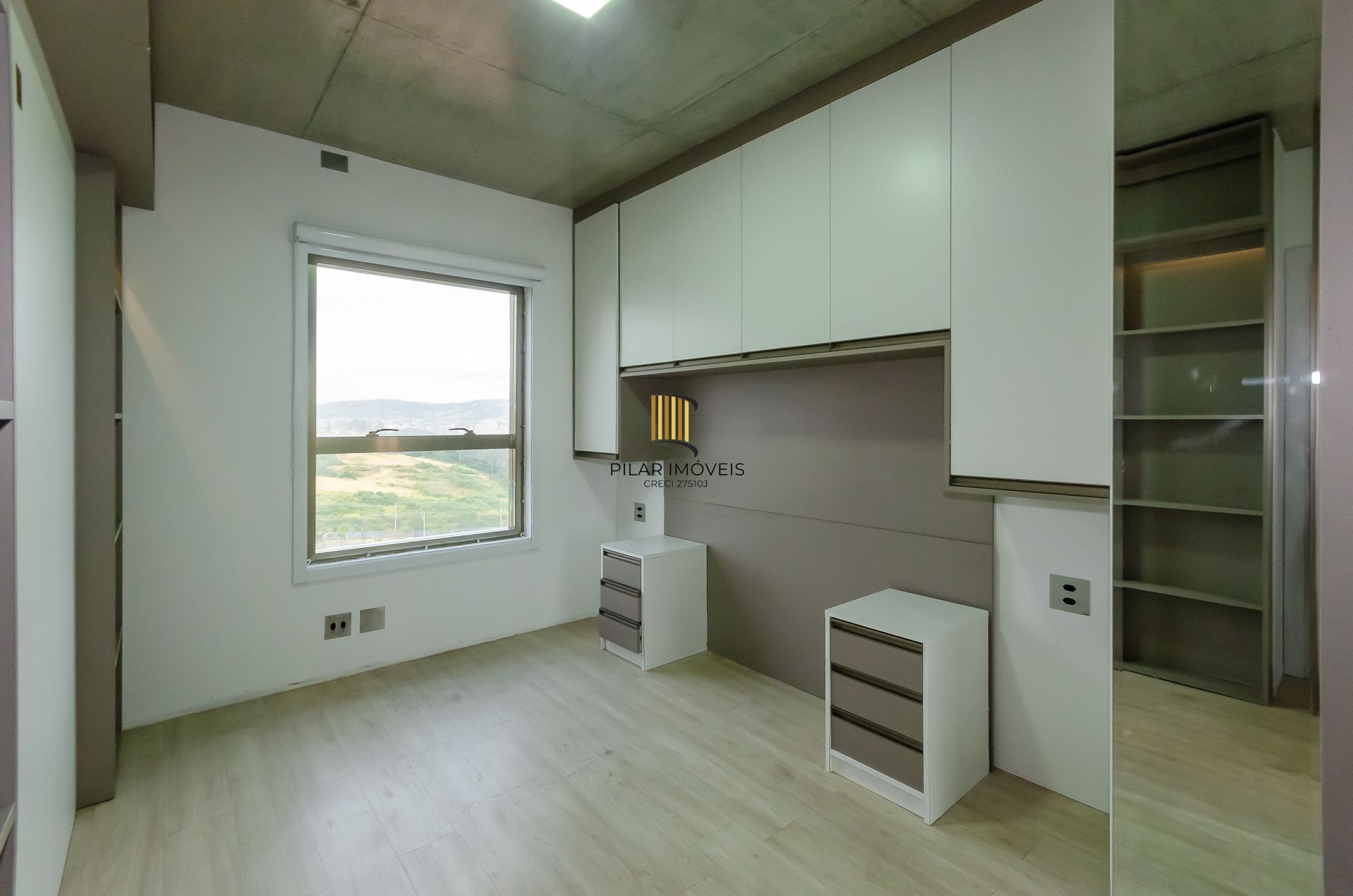 Max Haus 2 dormitórios com suíte Semimobiliado - Bairro Petrópolis