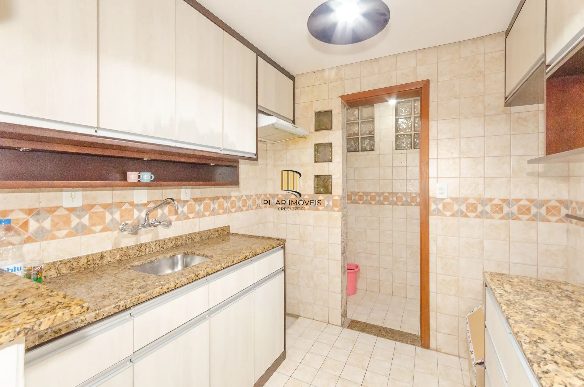 Apartamento 2 dormitórios com churrasqueira no bairro Cristo Redentor