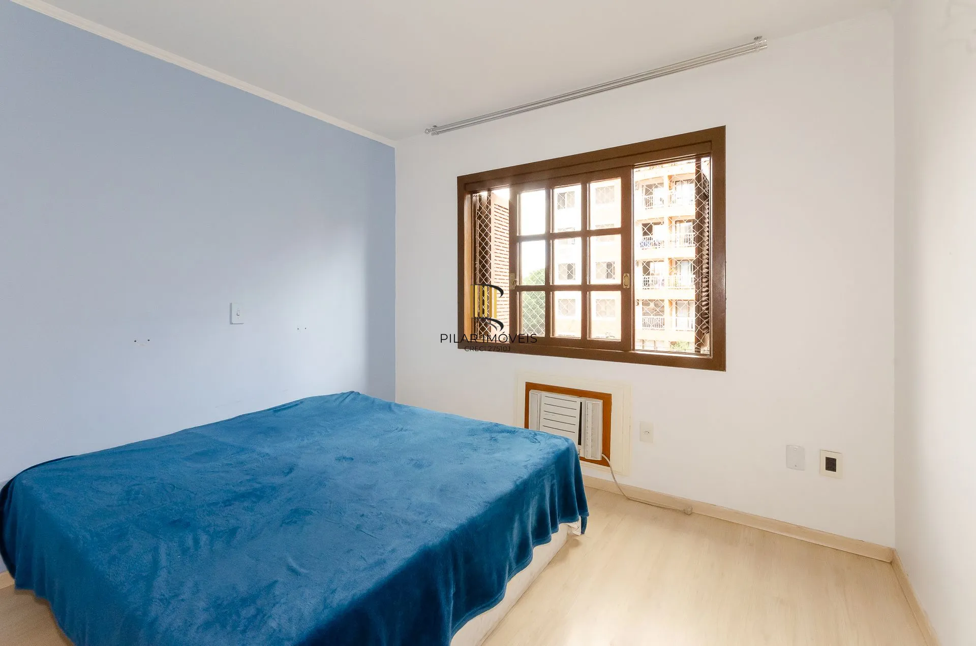 Apartamento 2 dormitórios com churrasqueira no bairro Cristo Redentor