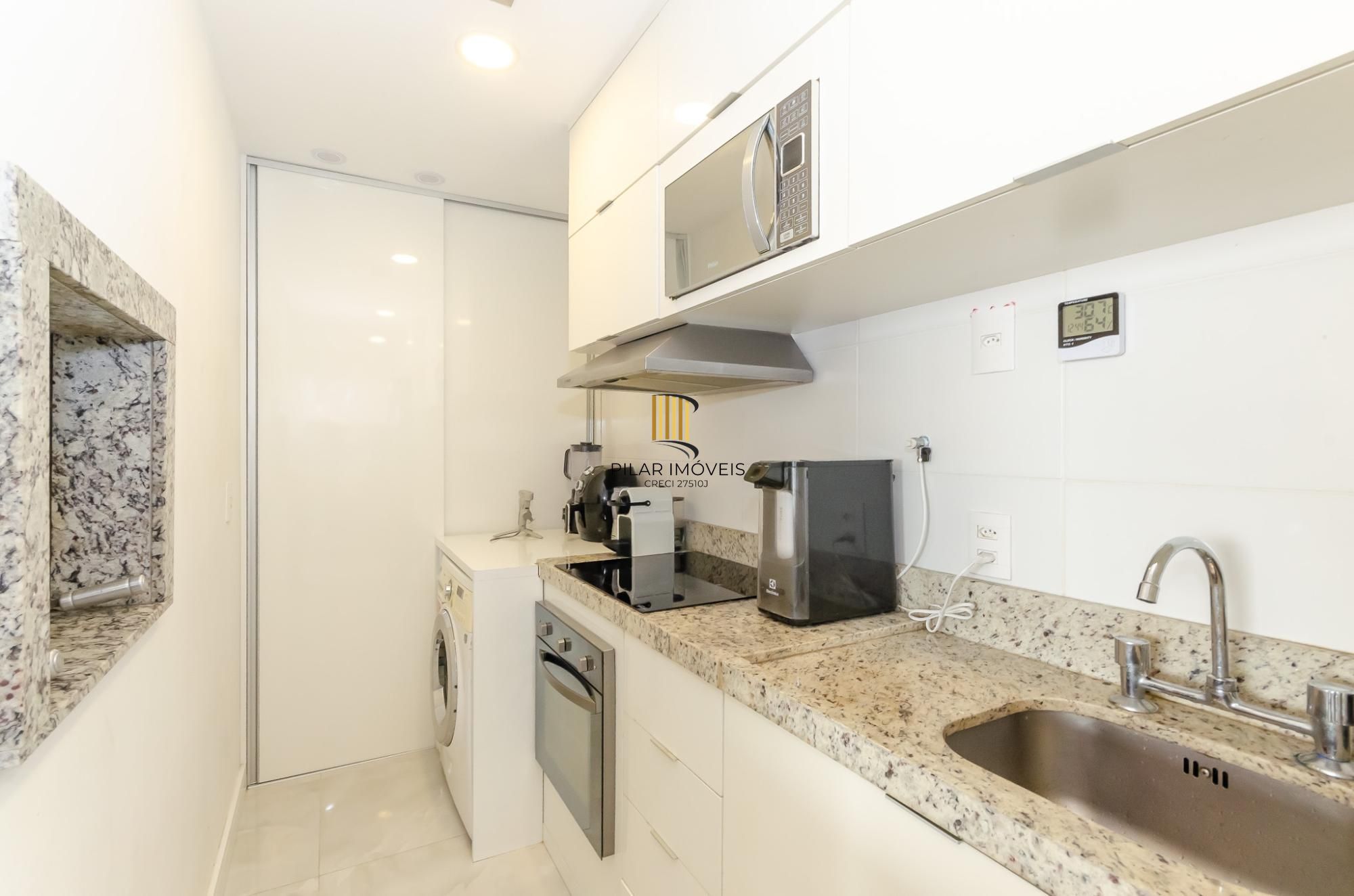 Axis Home Apartamento de 1 dormitório no Petrópolis