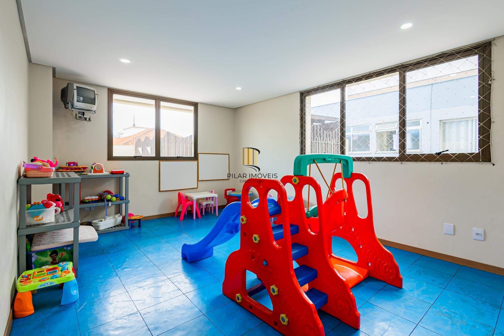 Colinas Garden Apartamento de 2 Dormitórios com Suíte e 2 Vagas no Bairro Passo d'Areia