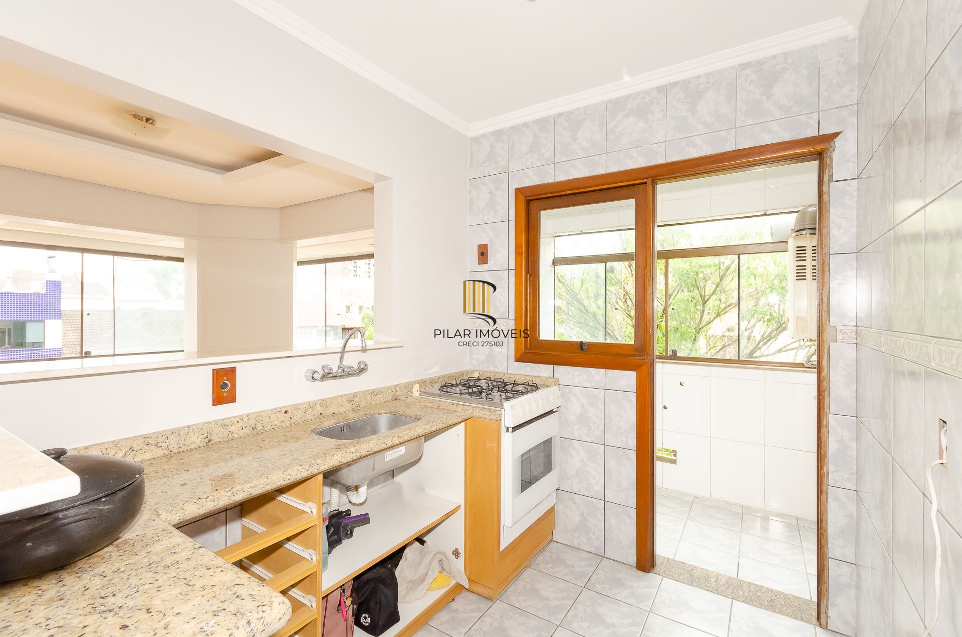 Edifício Canaã Cobertura com 3 dormitórios no bairro jardim Itú