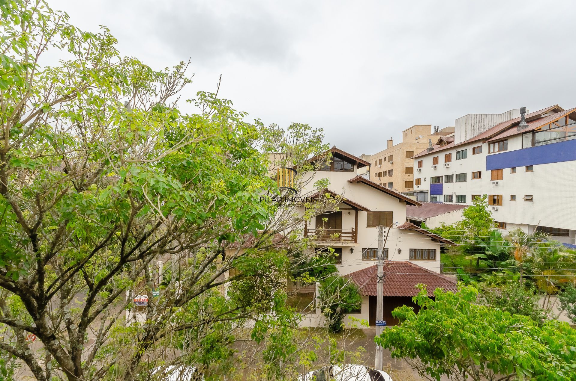 Edifício Canaã Cobertura com 3 dormitórios no bairro jardim Itú