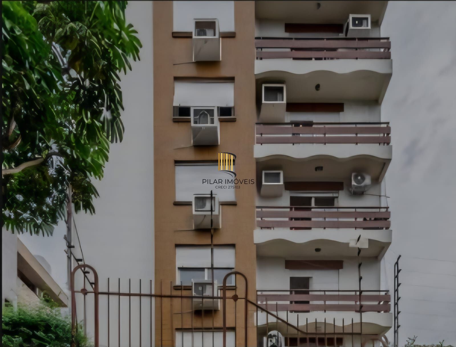 Apartamento com 111m², 3 dormitórios no bairro São João.