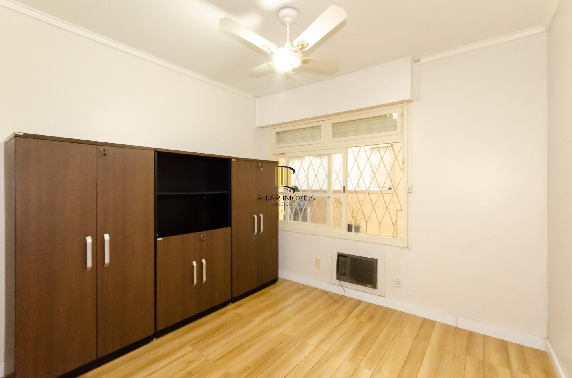 Edifício Ione Apartamento 3 dormitórios no Bairro Petrópolis