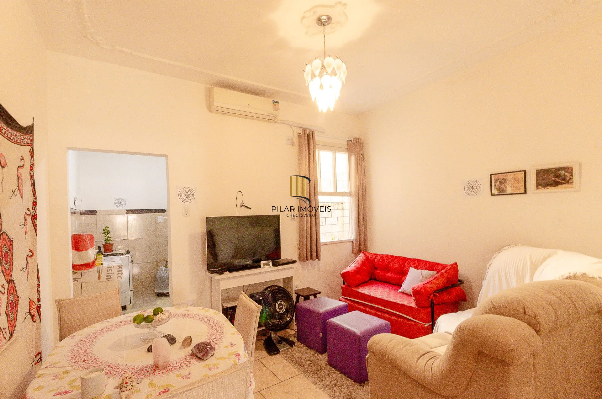 Apartamento de 1 Dormitório com Dependência de Empregada no bairro Petrópolis