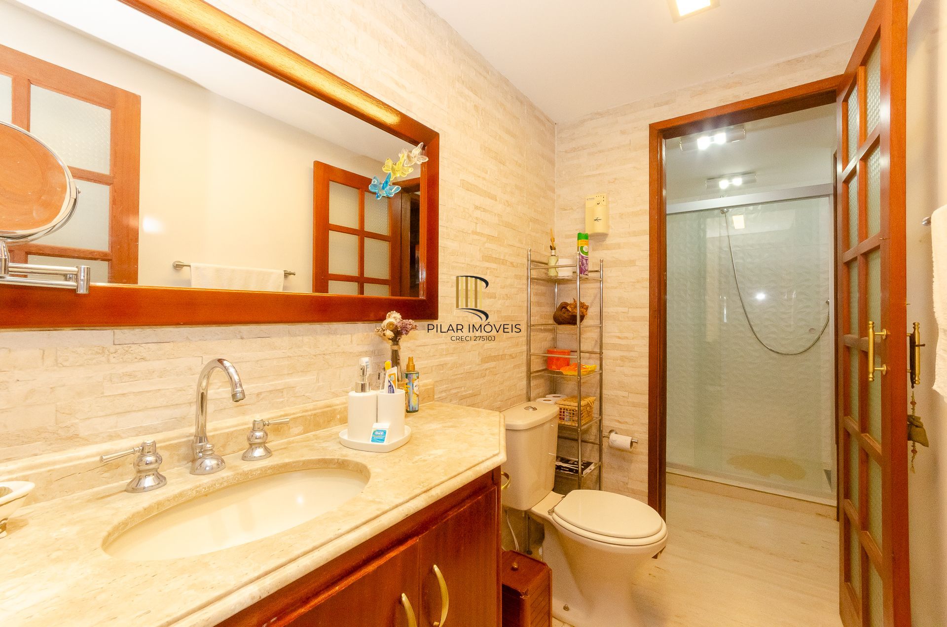 Casa Exclusiva na Zona Sul com Vista Panorâmica, Piscina e Poço Artesiano!