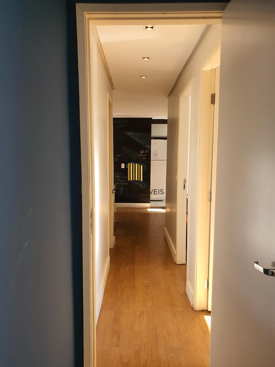 Apartamento 3 dormitórios 1 suíte e vaga no bairro Passo das Pedras