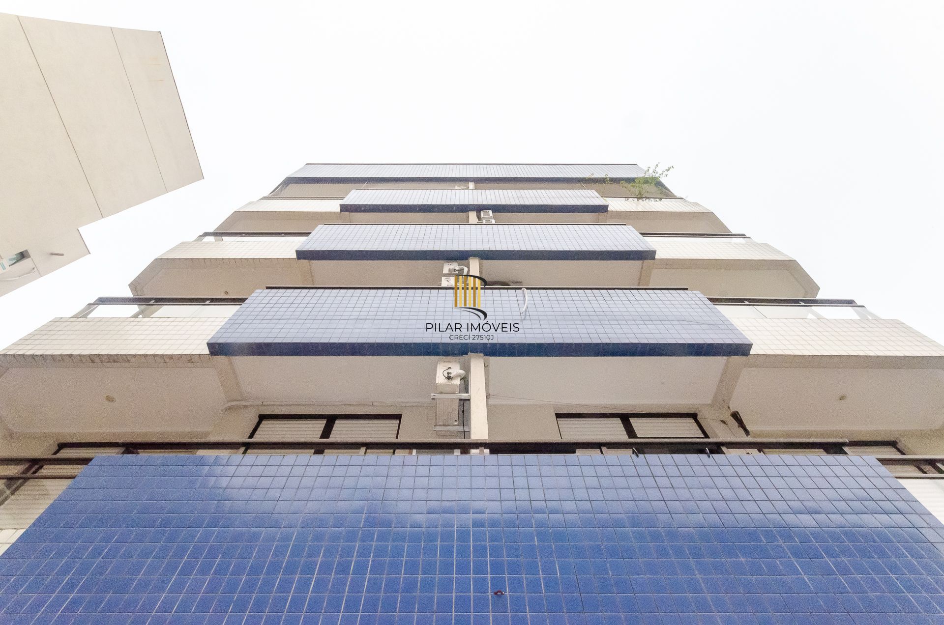 Edifício Luciana - Apartamento a venda com 2 dormitórios no Bairro Petrópolis