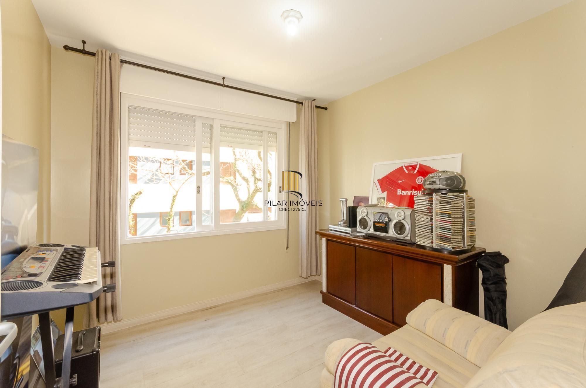 Edifício Jardim Pirapó apartamento 3 dormitórios no bairro Petrópolis