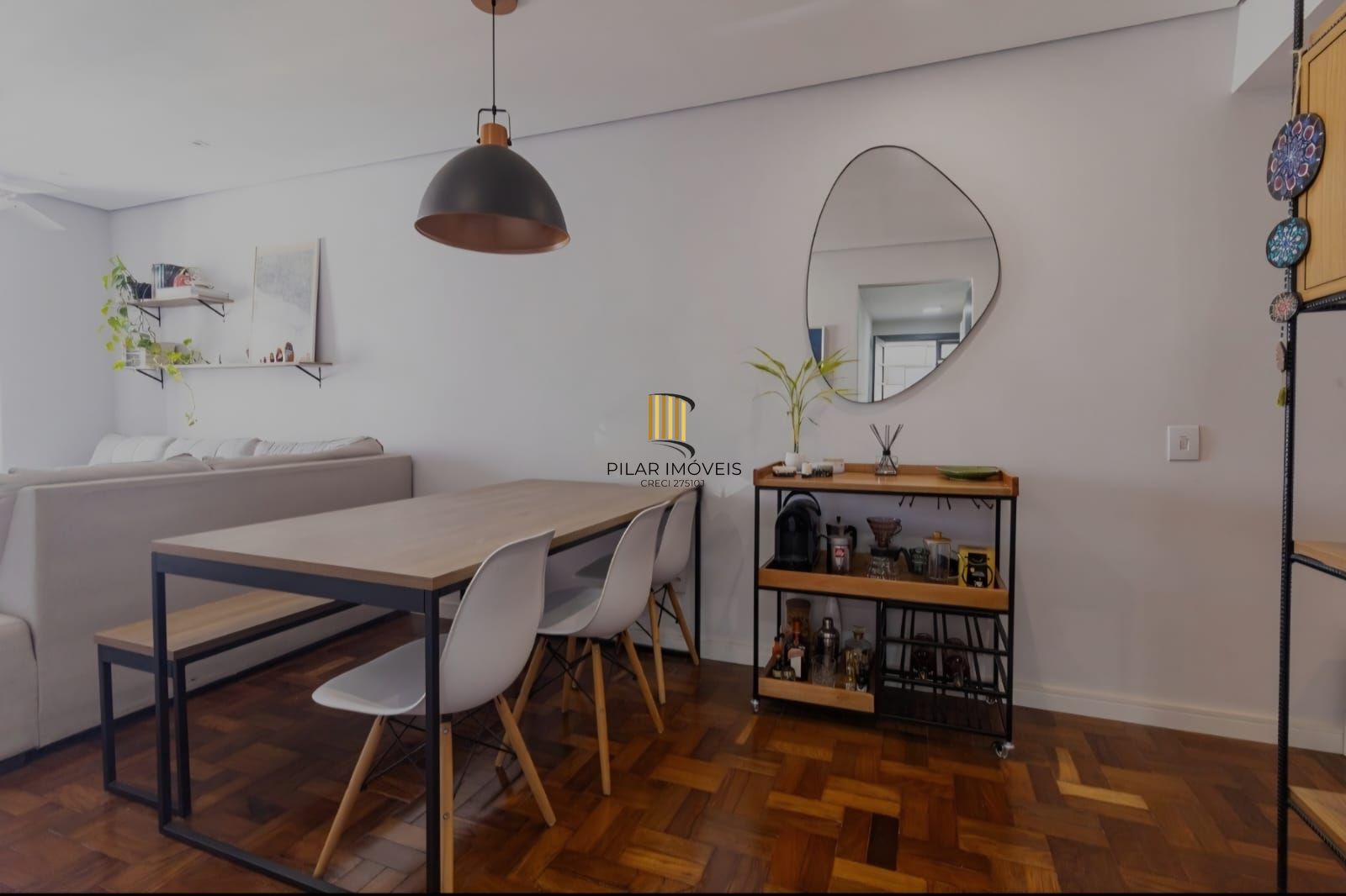 Edifício Humaitá Apartamento a venda com 2 dormitórios no bairro Cidade Baixa