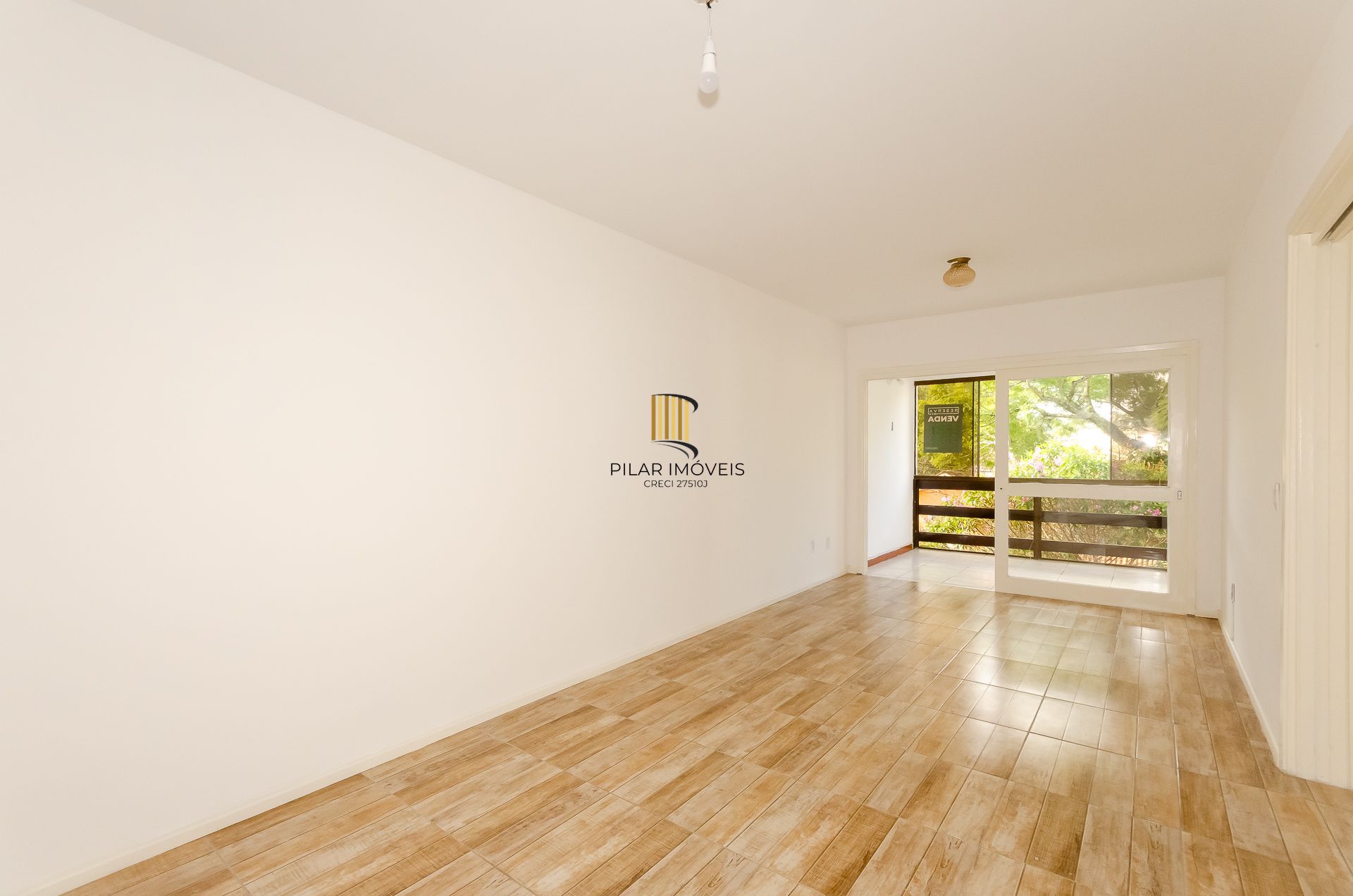 Maison Des Fleurs Apartamento de 2 dormitórios no Bairro Jardim do Salso