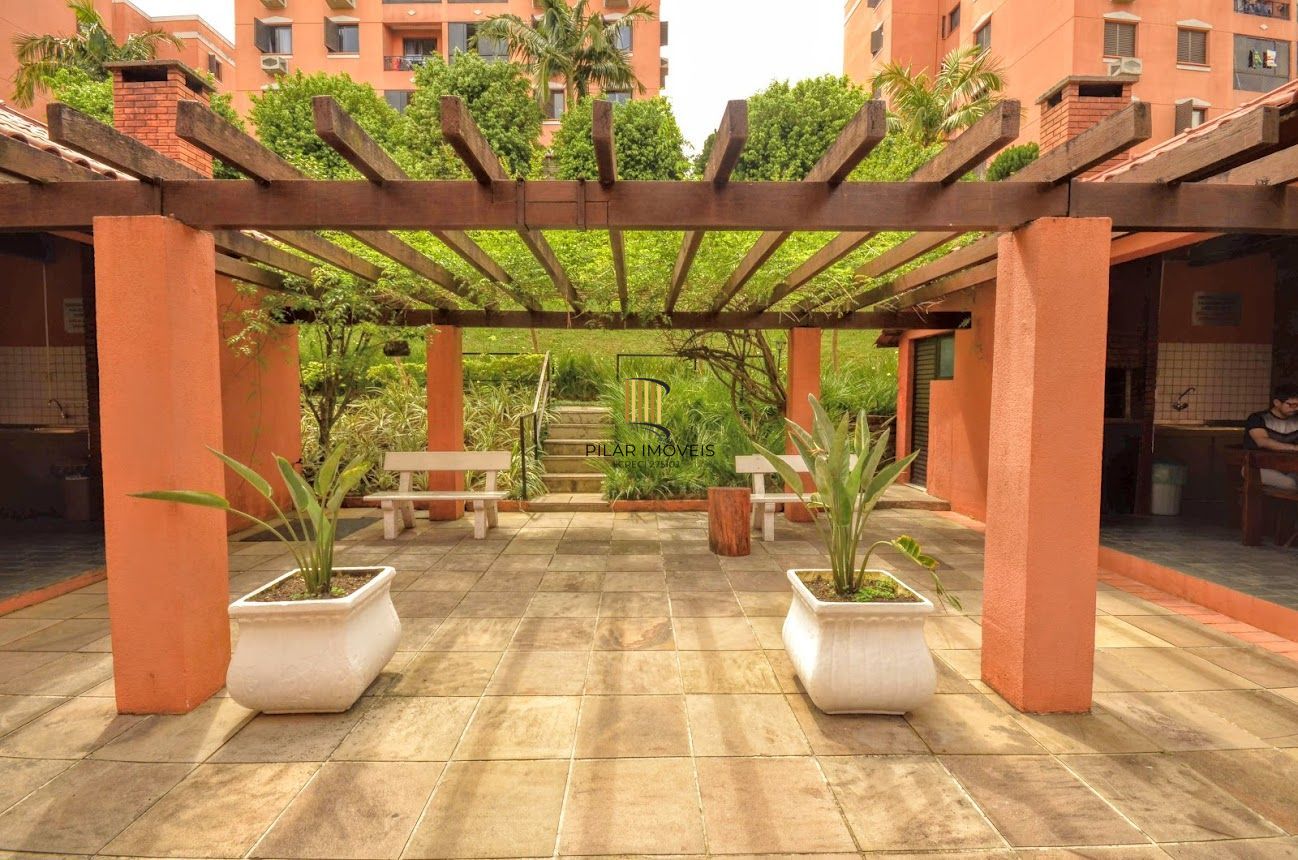 Edifício Residencial Villagio Di Roma- Apartamento a venda com 3 dormitórios no bairro Jardim Carvalho