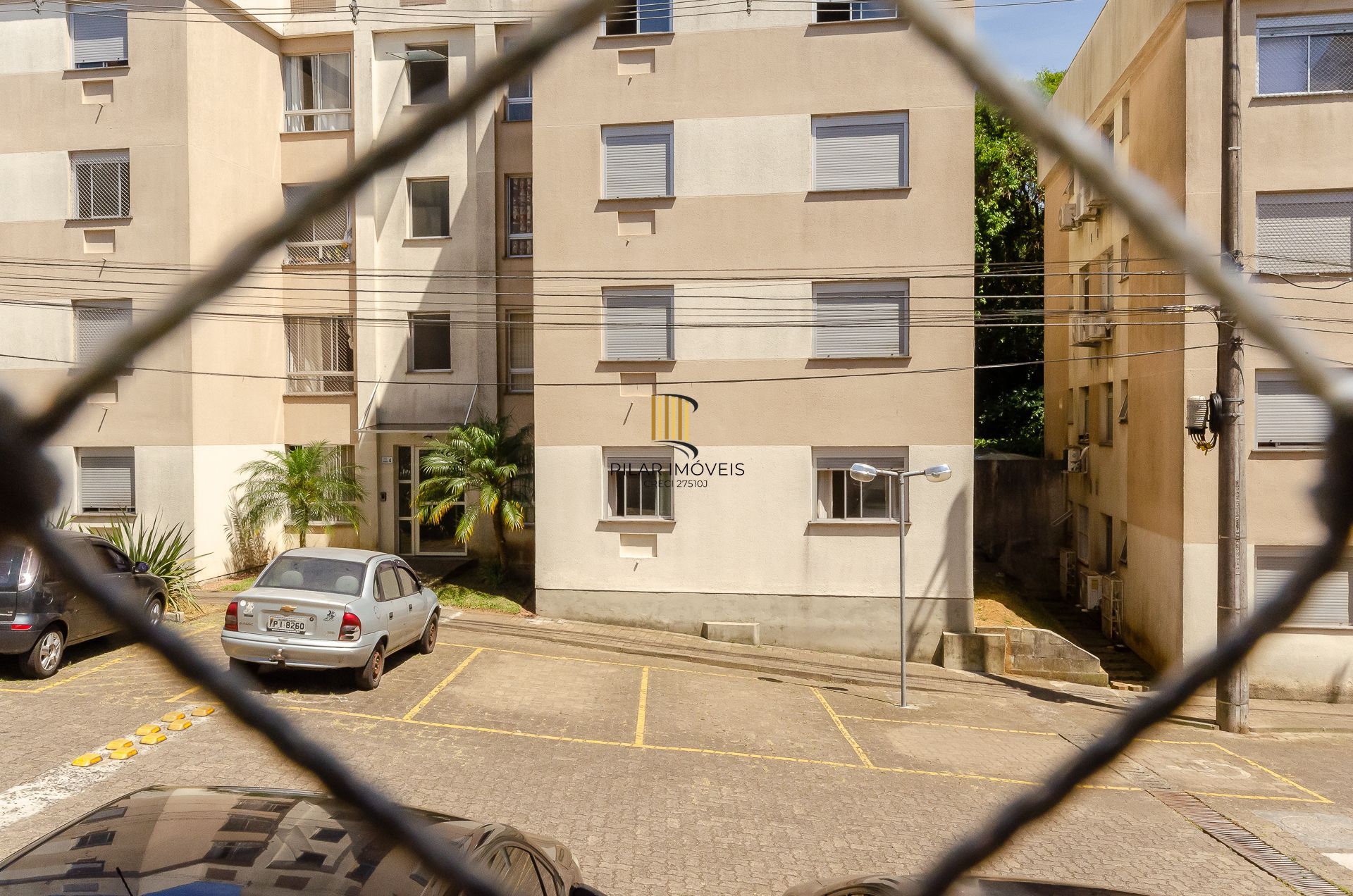 Condomínio Alto do Bosque - Apartamento no Bairro Lomba do Pinheiro