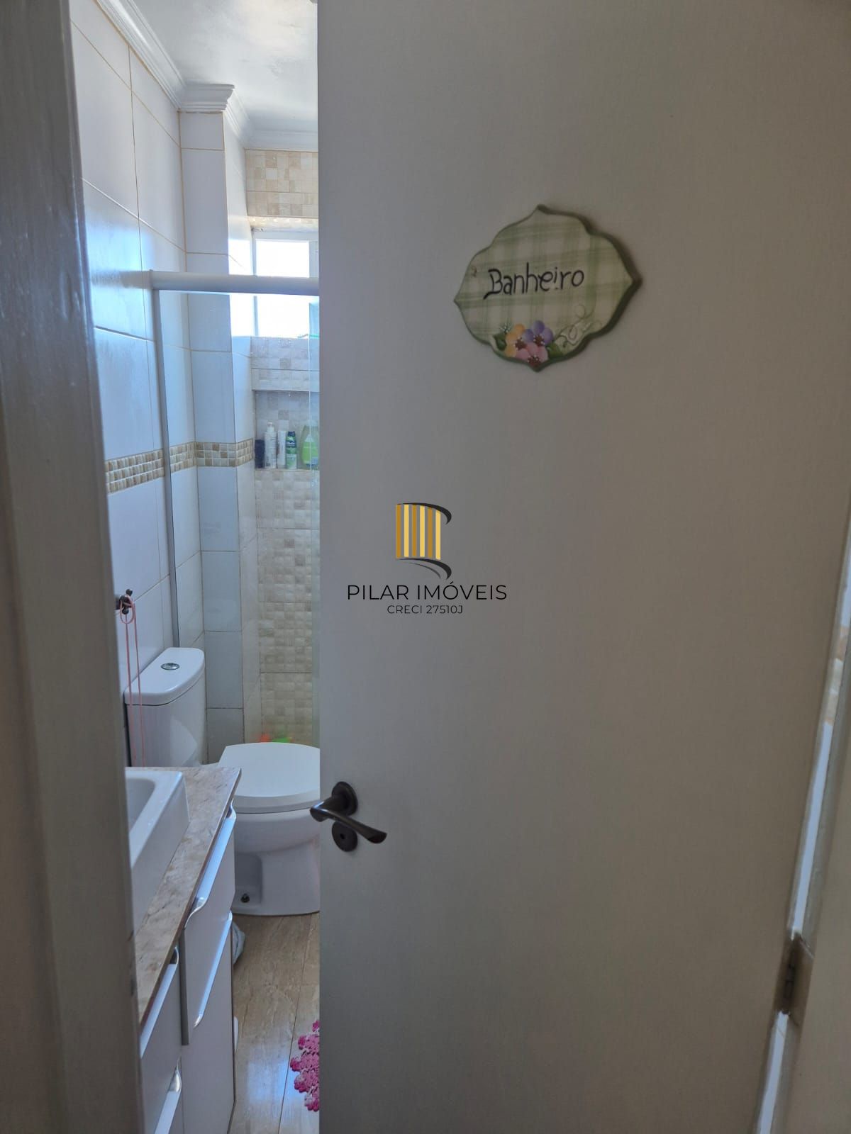 Apartamento de 2 dormitórios com vaga no Menino Deus