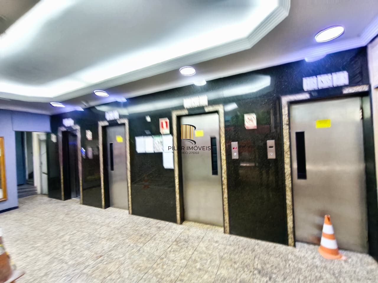 Edifício Costa Faria - Apartamento JK a venda no Centro Histórico.