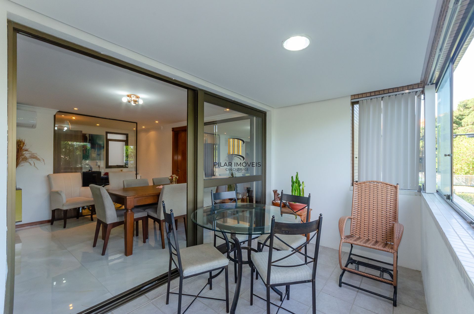 Edifício Praça Paris - Apartamento de 3 dormitórios em frente ao Colégio Anchieta