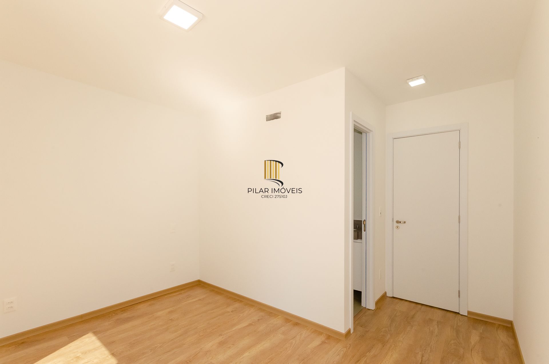 Idea Eça de Queiroz Apartamento Garden de 2 dormitórios no Bairro Petrópolis