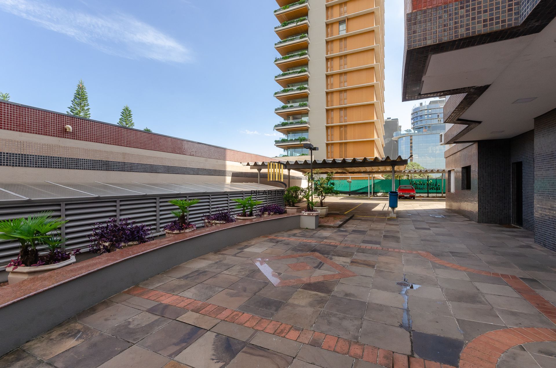 Edifício Praça Paris - Apartamento de 3 dormitórios em frente ao Colégio Anchieta