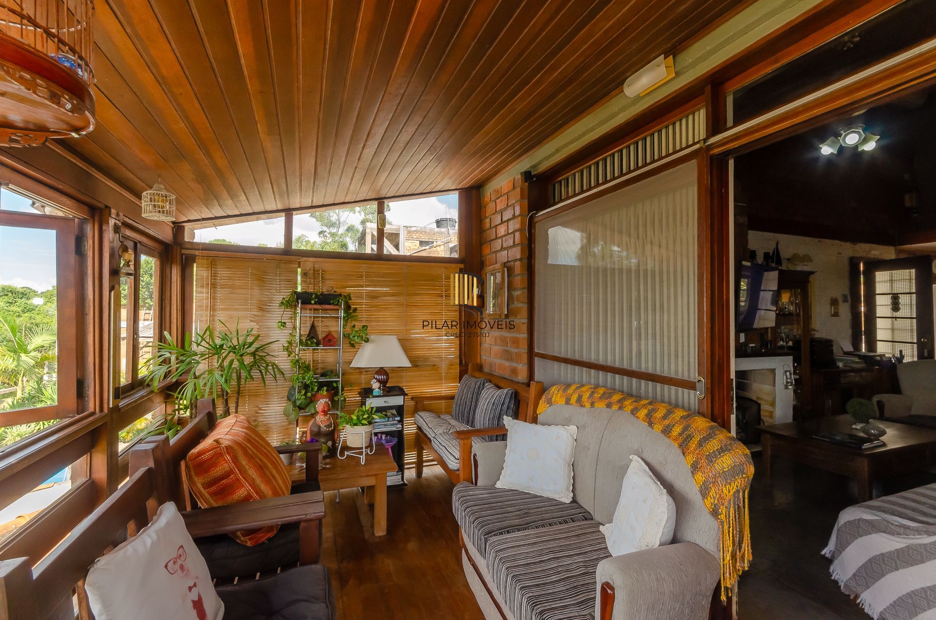 Casa Exclusiva na Zona Sul com Vista Panorâmica, Piscina e Poço Artesiano!