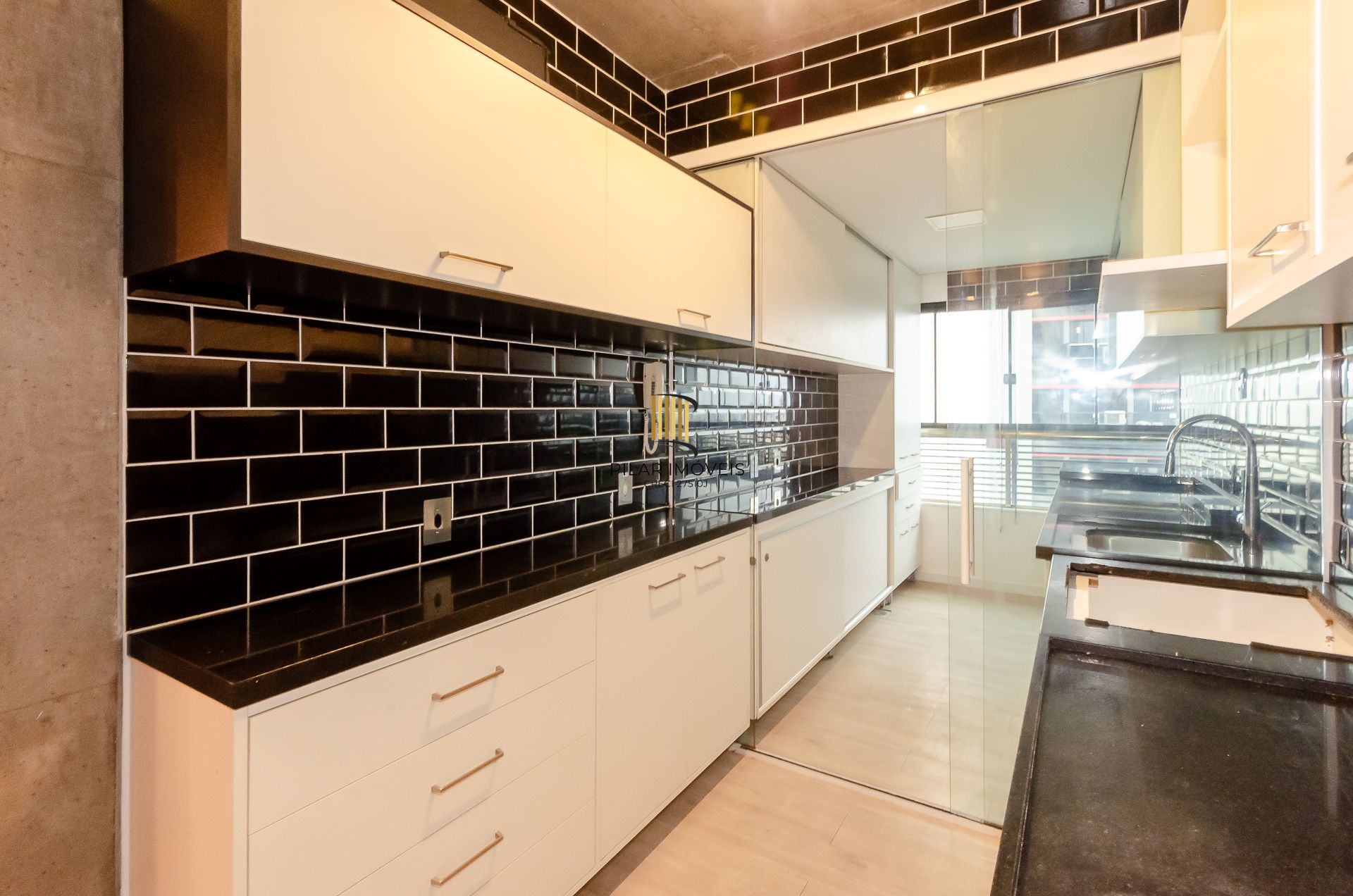 Max Haus 2 dormitórios com suíte Semimobiliado - Bairro Petrópolis