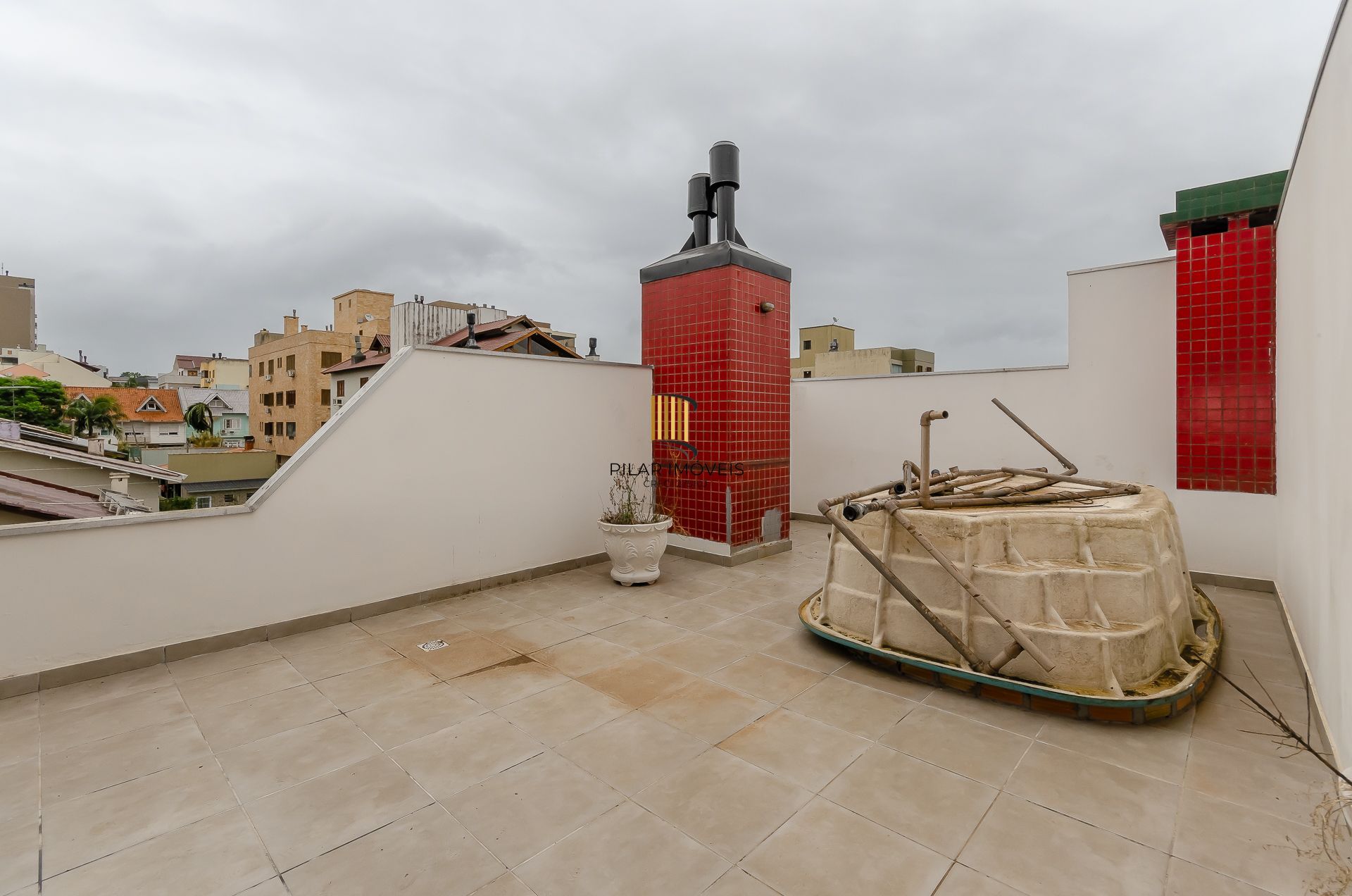 Edifício Canaã Cobertura com 3 dormitórios no bairro jardim Itú