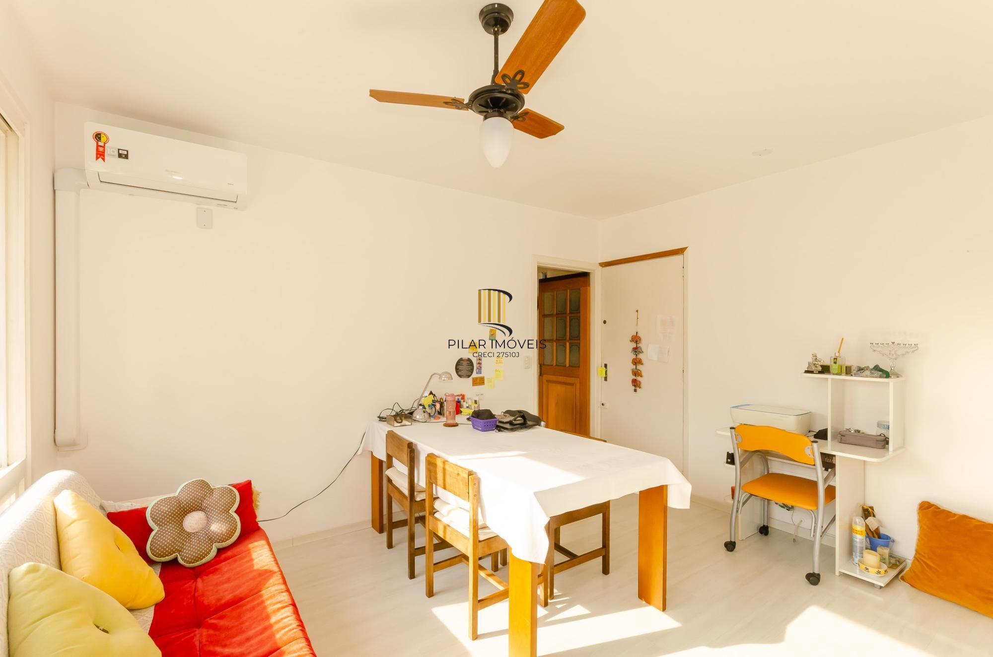 Edifício Solar Pederneiras Apartamento 2 dormitórios no Bairro Petrópolis