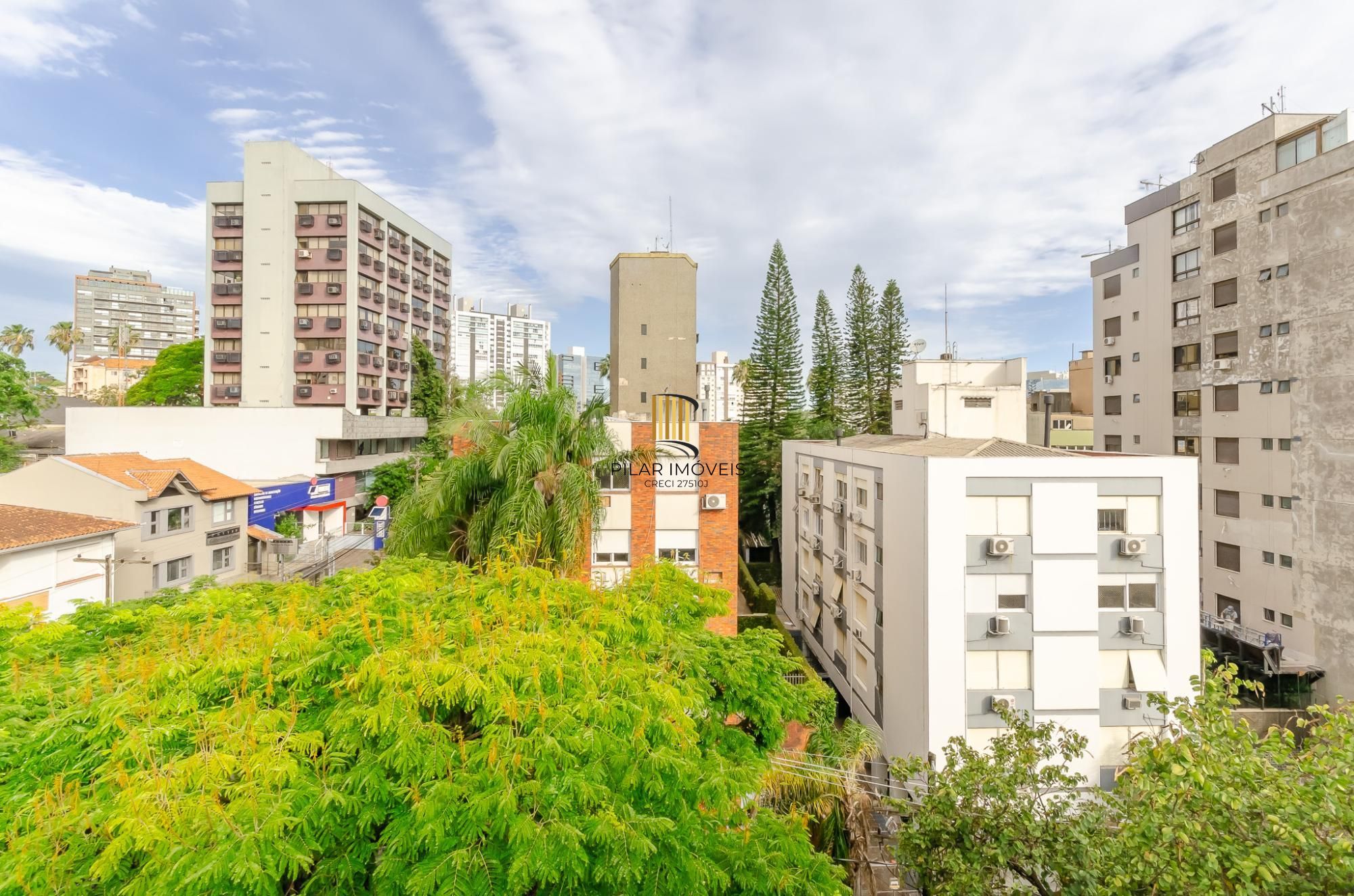 Edifício Lussandro Cobertura de 3 Dormitórios no Bairro Petrópolis